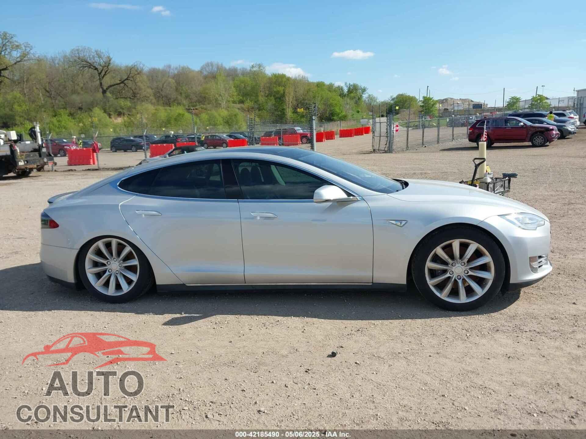 TESLA MODEL S 2012 - 5YJSA1DP3CFP01348