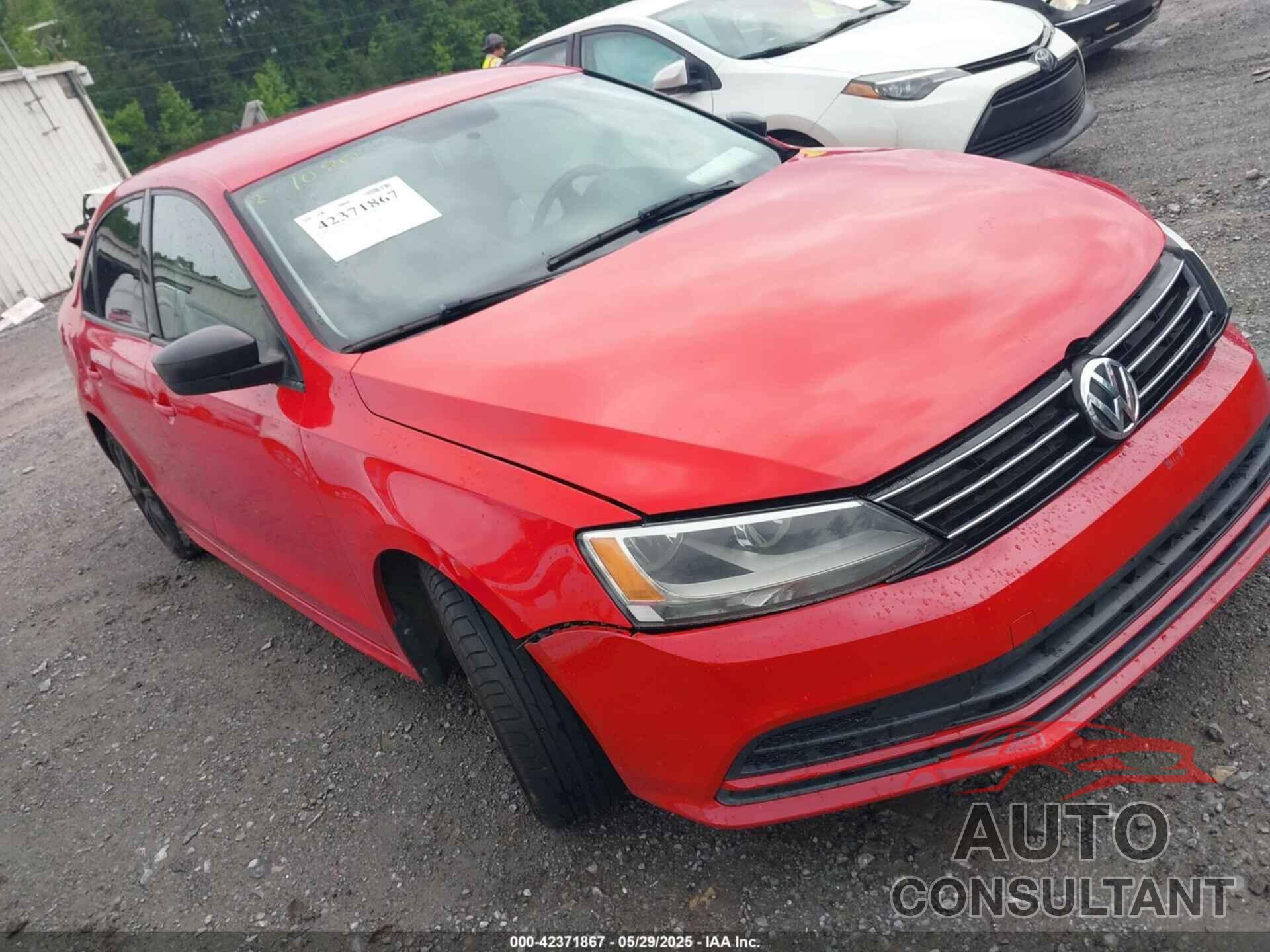 VOLKSWAGEN JETTA 2015 - 3VWD17AJ8FM332771