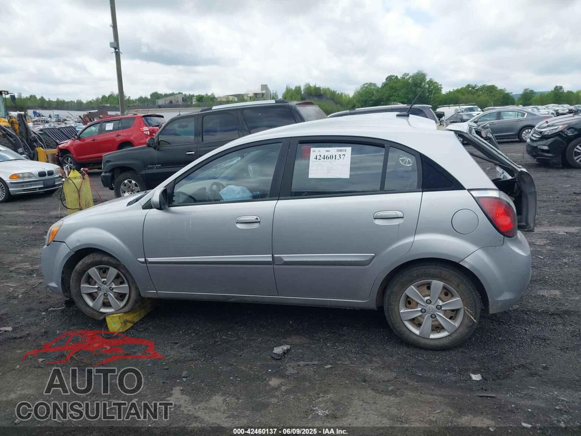 KIA RIO5 2011 - KNADH5A32B6748164