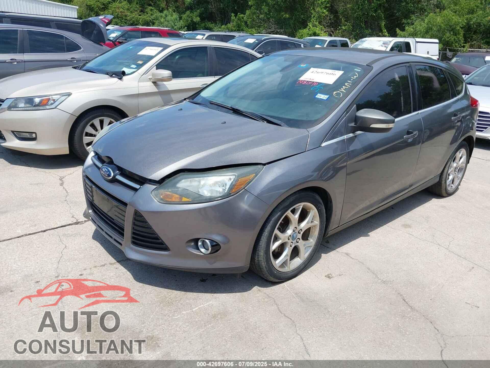 FORD FOCUS 2012 - 1FAHP3N20CL329476