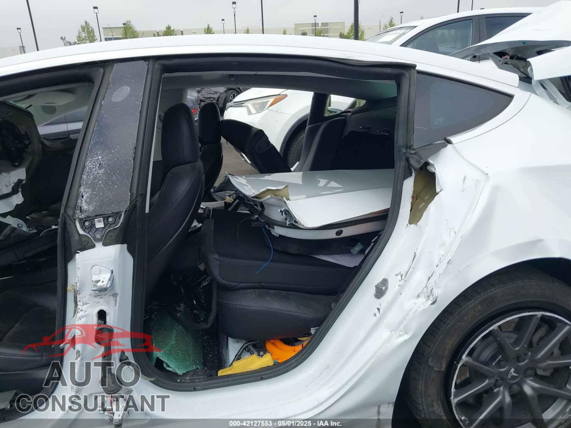TESLA MODEL 3 2018 - 5YJ3E1EA4JF076099