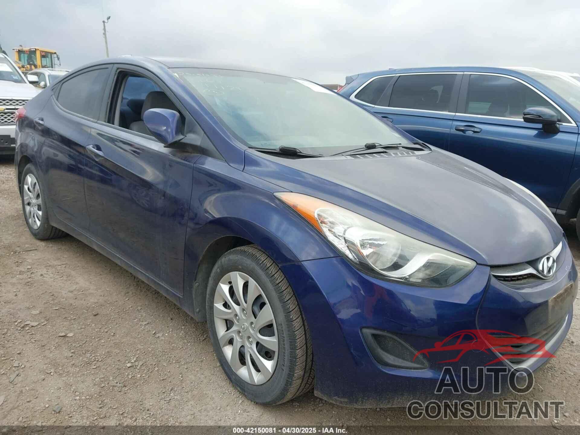 HYUNDAI ELANTRA 2012 - 5NPDH4AE4CH136067