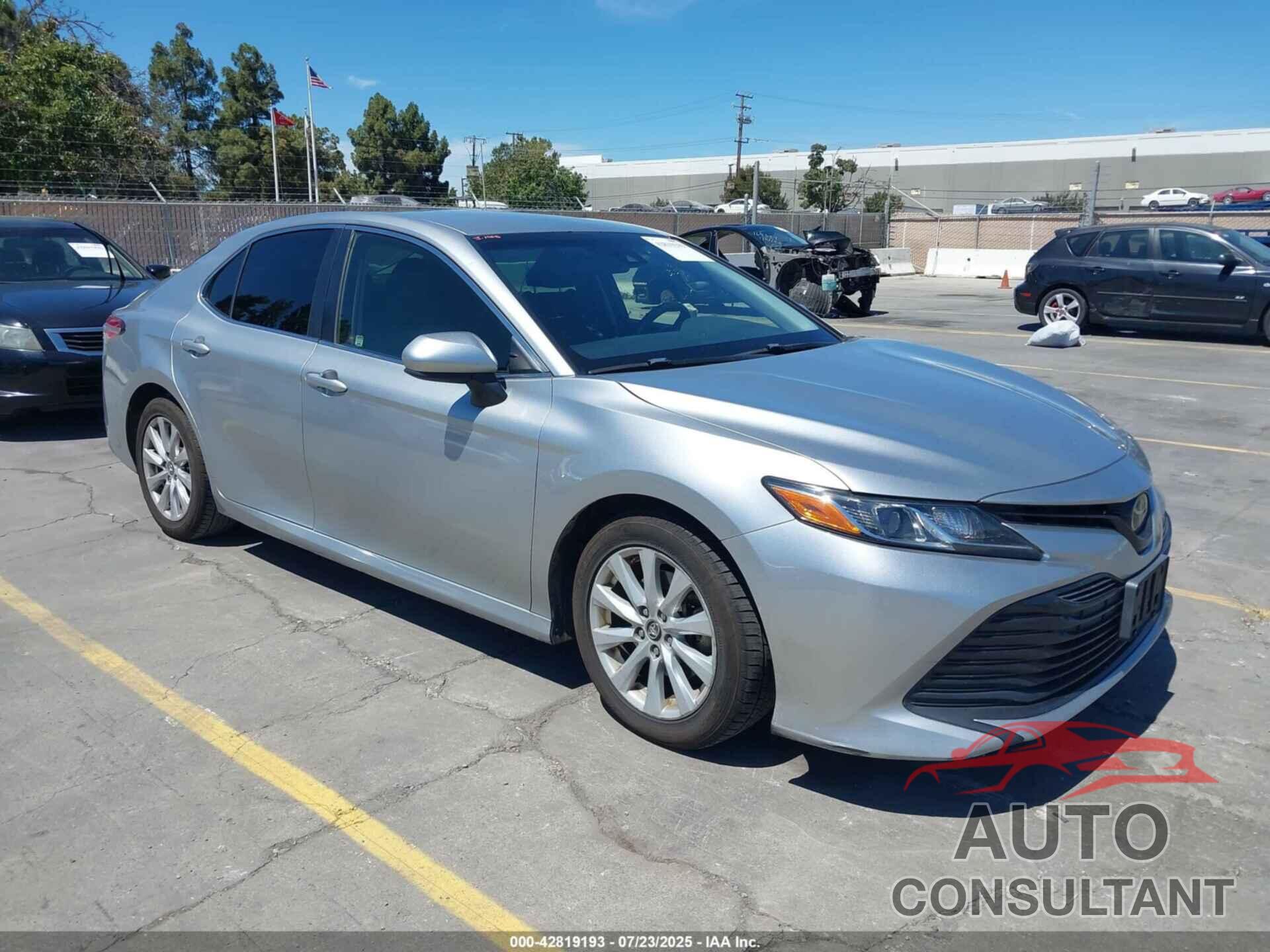 TOYOTA CAMRY 2018 - JTNB11HK9J3035195