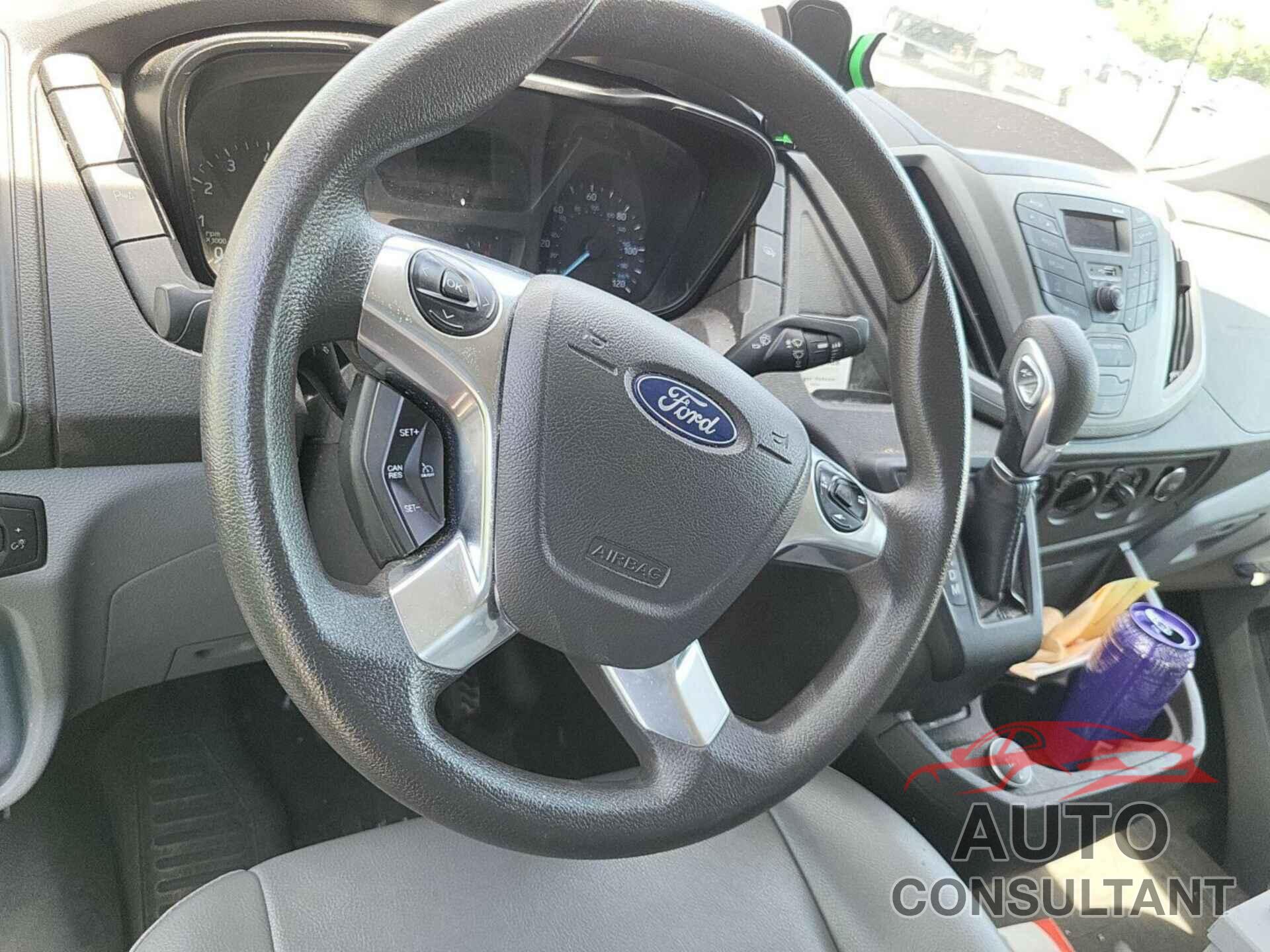 FORD TRANSIT 2018 - 1FTYR1YM0JKB43915