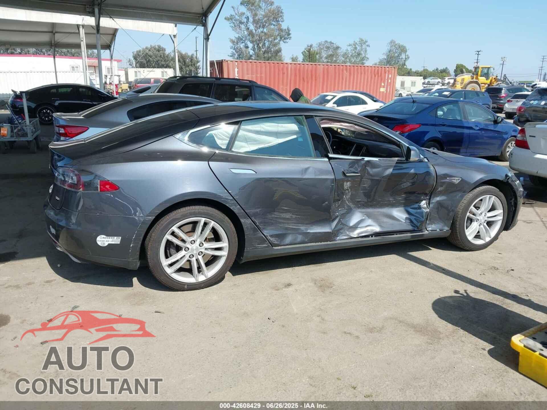 TESLA MODEL S 2015 - 5YJSA1E24FF102837