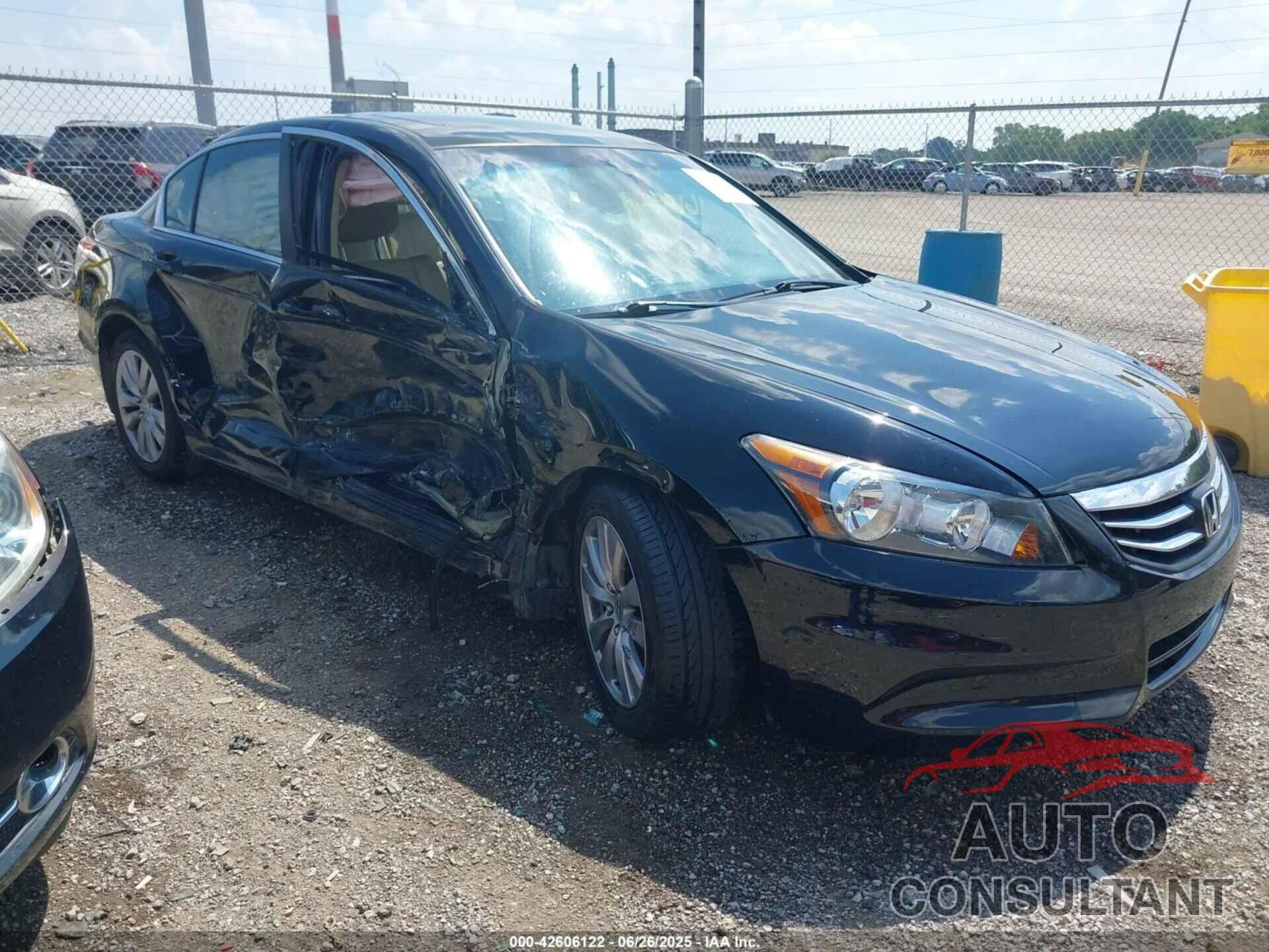 HONDA ACCORD 2012 - 1HGCP2F83CA084235