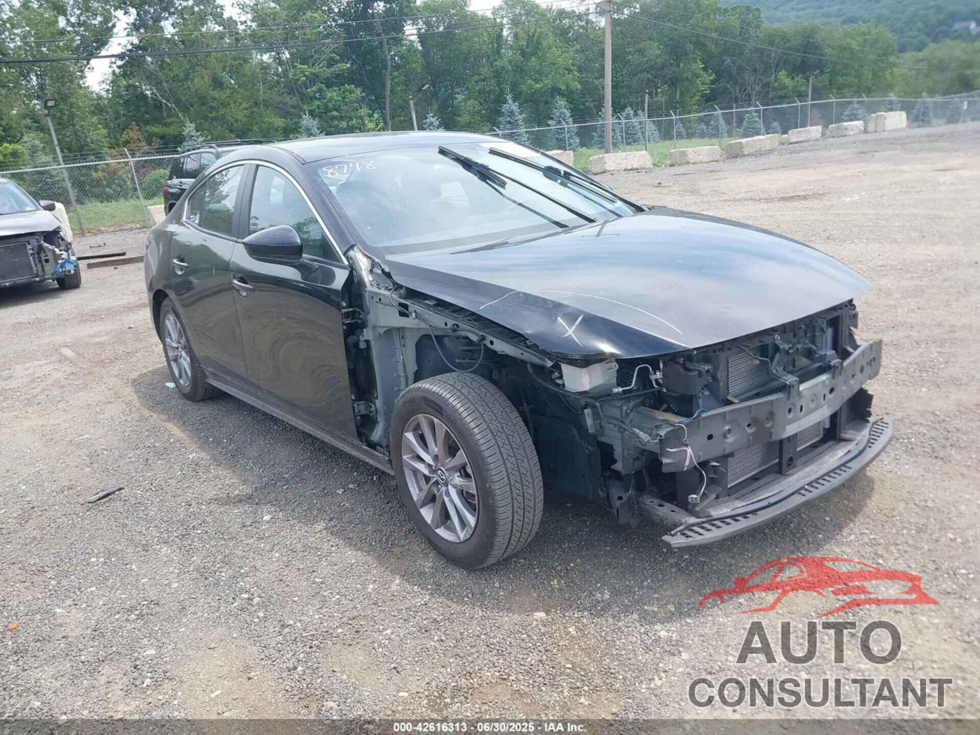 MAZDA MAZDA3 2021 - JM1BPAAL0M1313018
