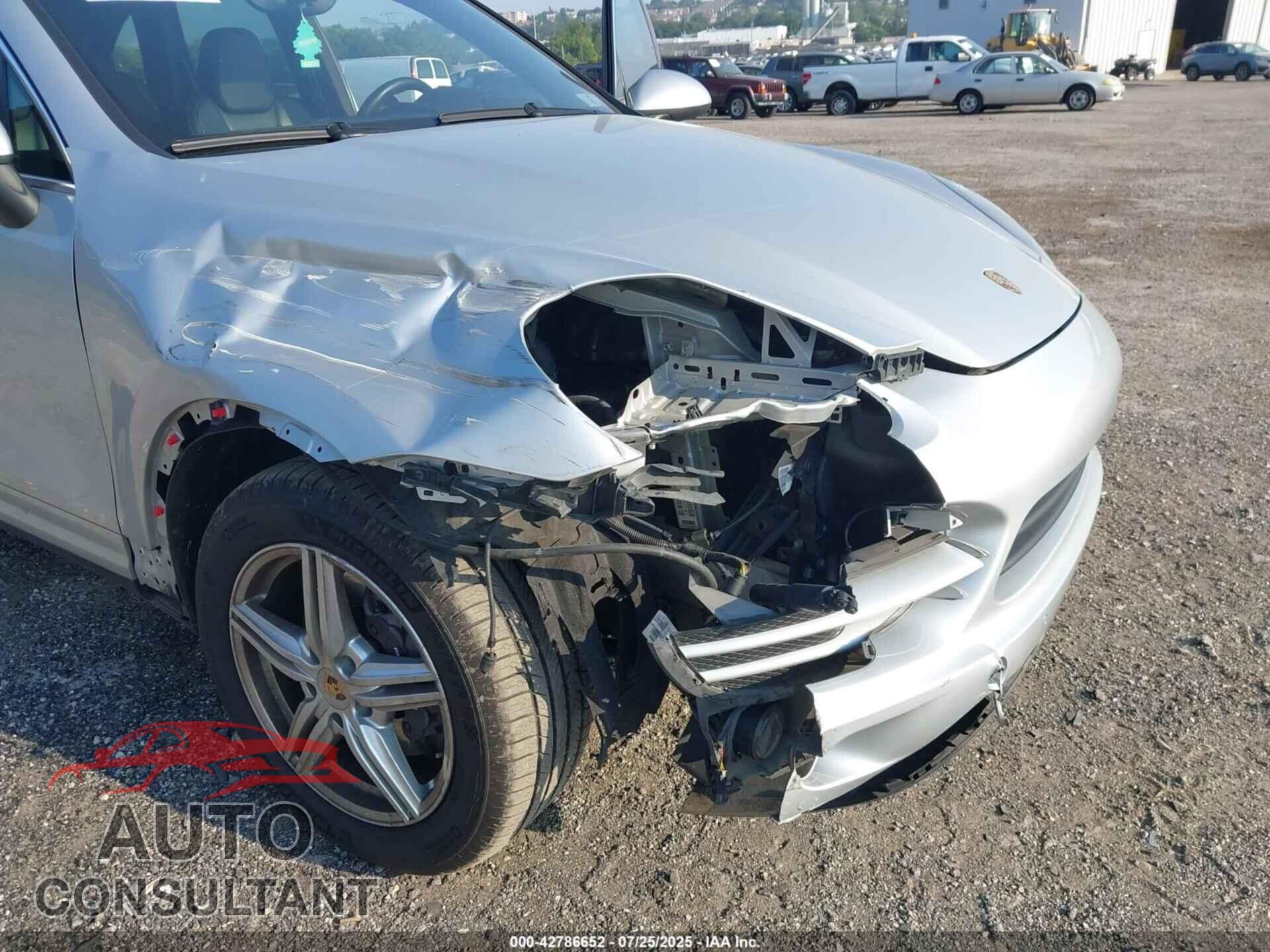 PORSCHE CAYENNE 2014 - WP1AA2A28ELA07344