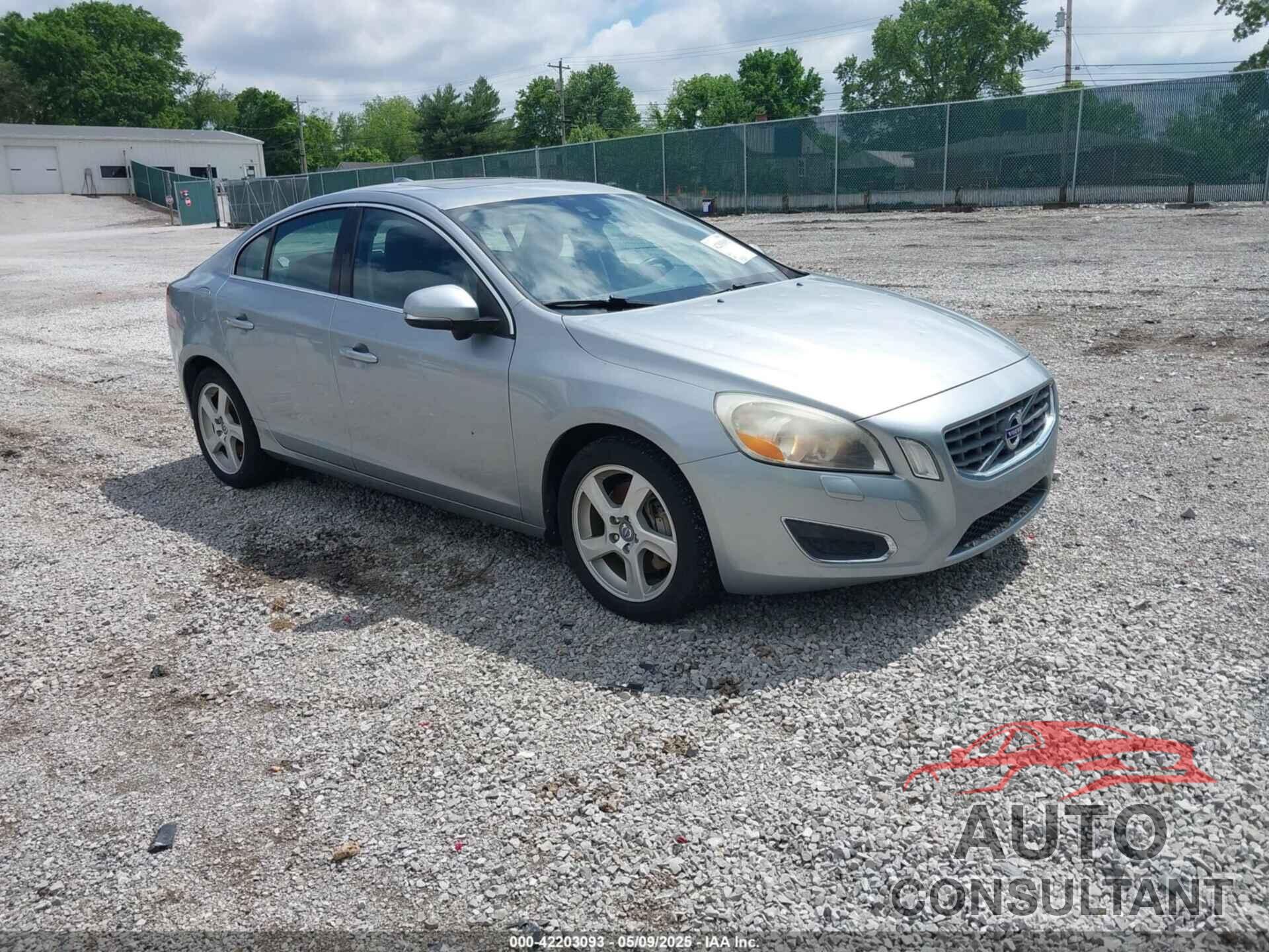 VOLVO S60 2013 - YV1612FH9D2195570