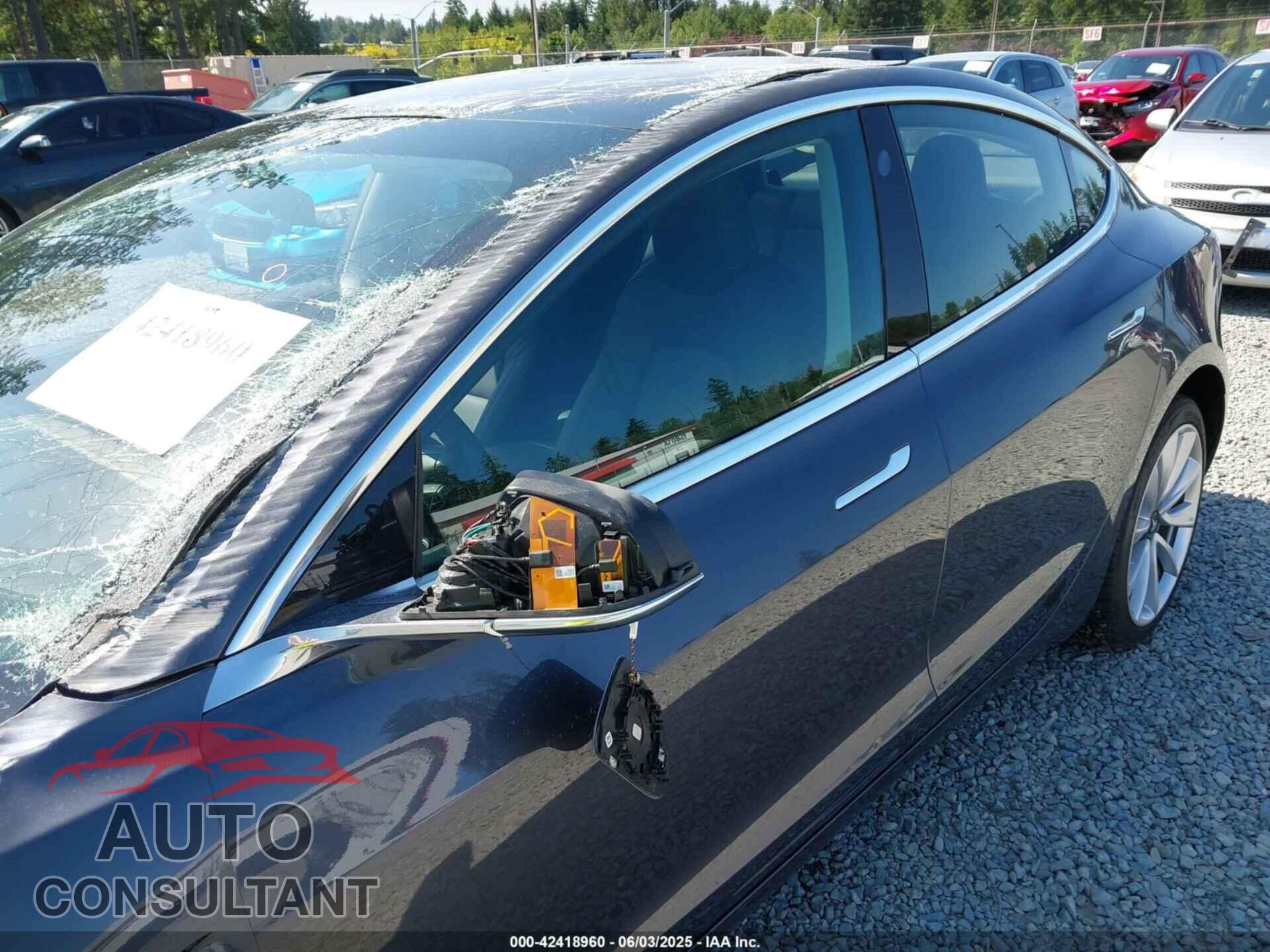 TESLA MODEL 3 2018 - 5YJ3E1EA9JF163495