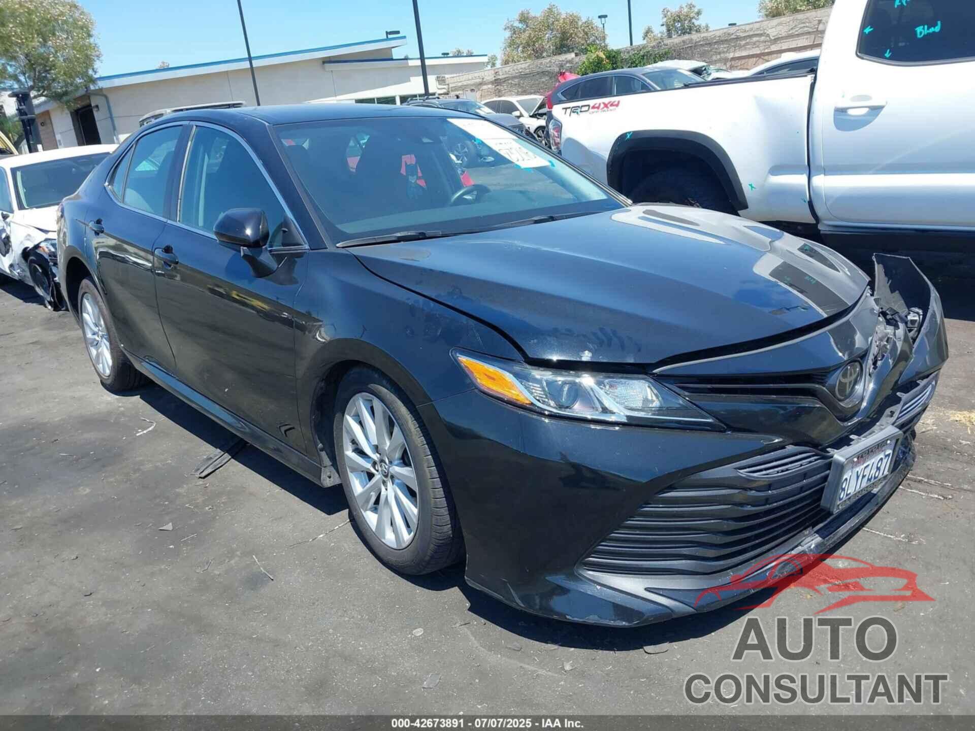 TOYOTA CAMRY 2019 - 4T1B11HK1KU804378