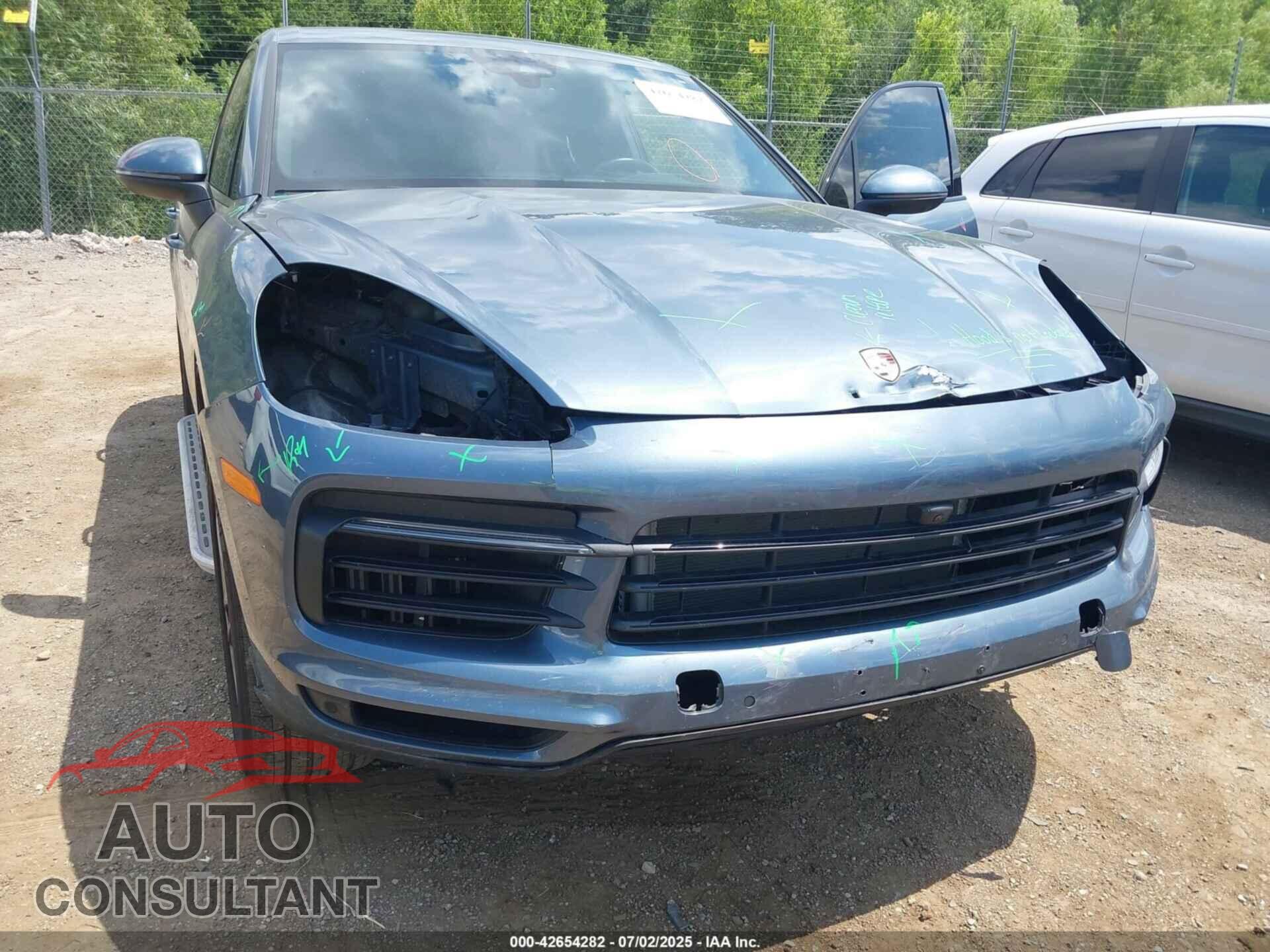 PORSCHE CAYENNE 2019 - WP1AA2AY1KDA15618