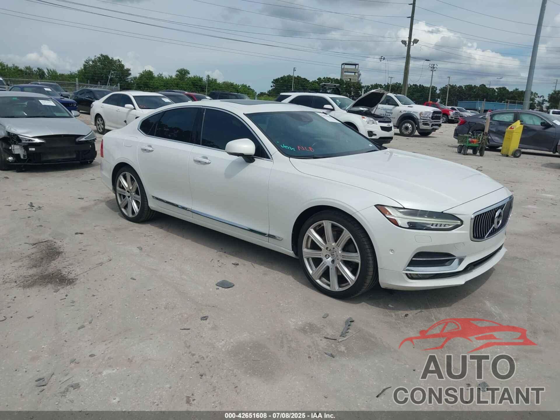 VOLVO S90 2017 - YV1A22MLXH1001591