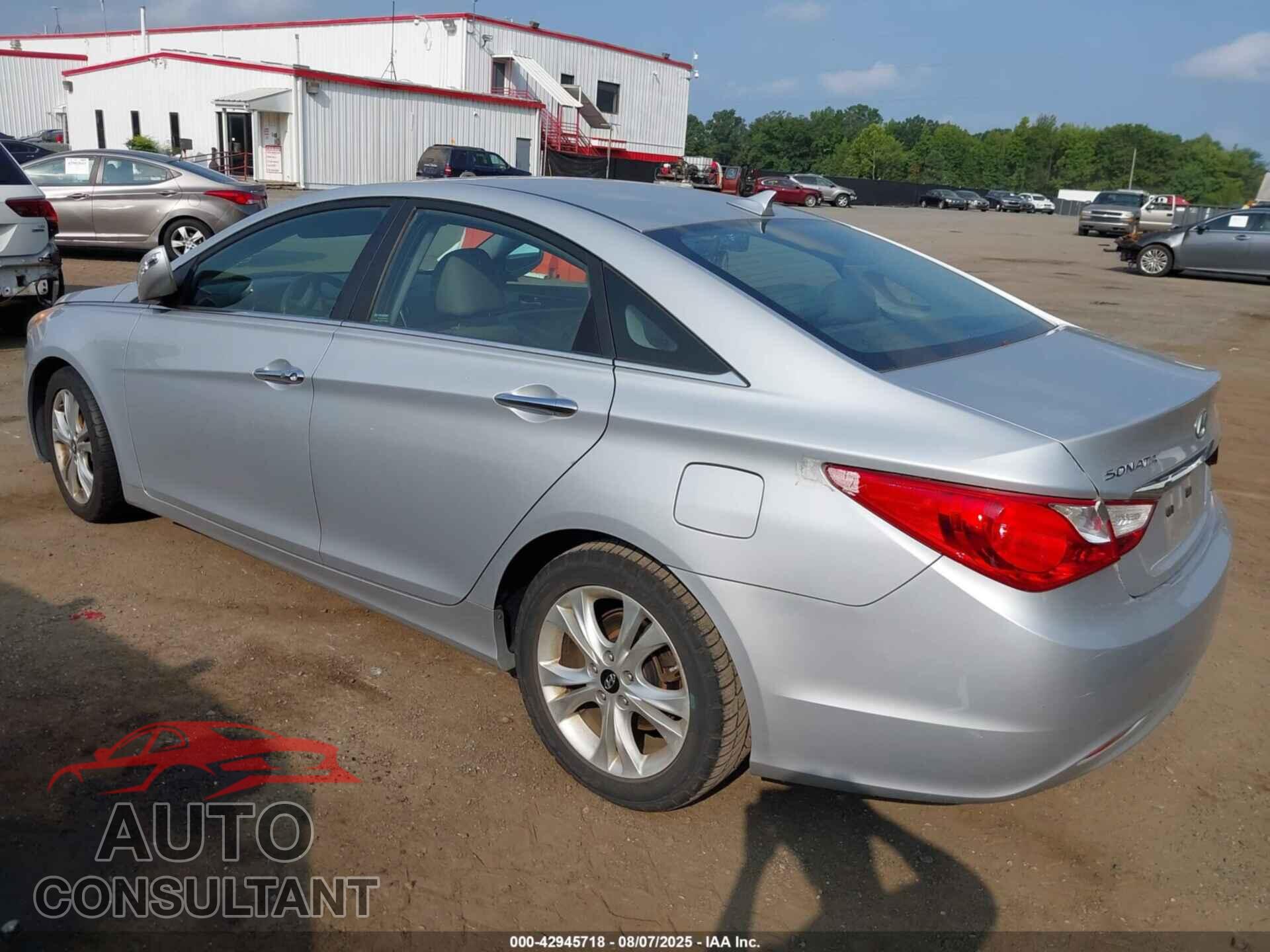 HYUNDAI SONATA 2011 - 5NPEC4AC4BH084648