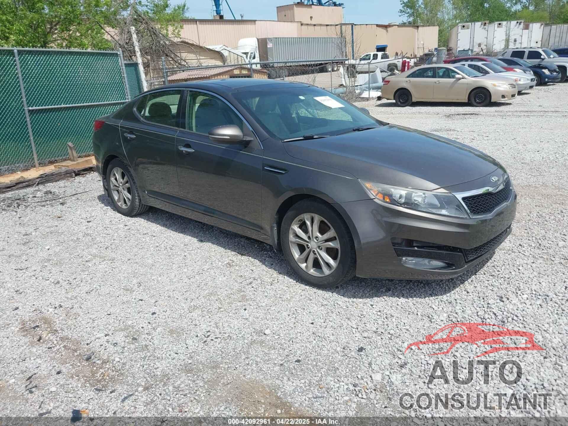 KIA OPTIMA 2013 - 5XXGN4A71DG100387