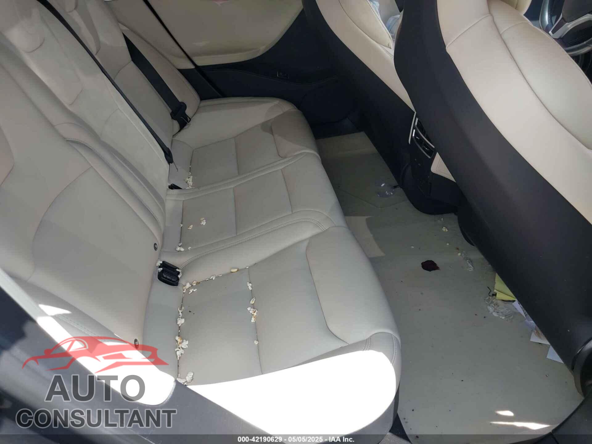 TESLA MODEL S 2017 - 5YJSA1E10HF220006