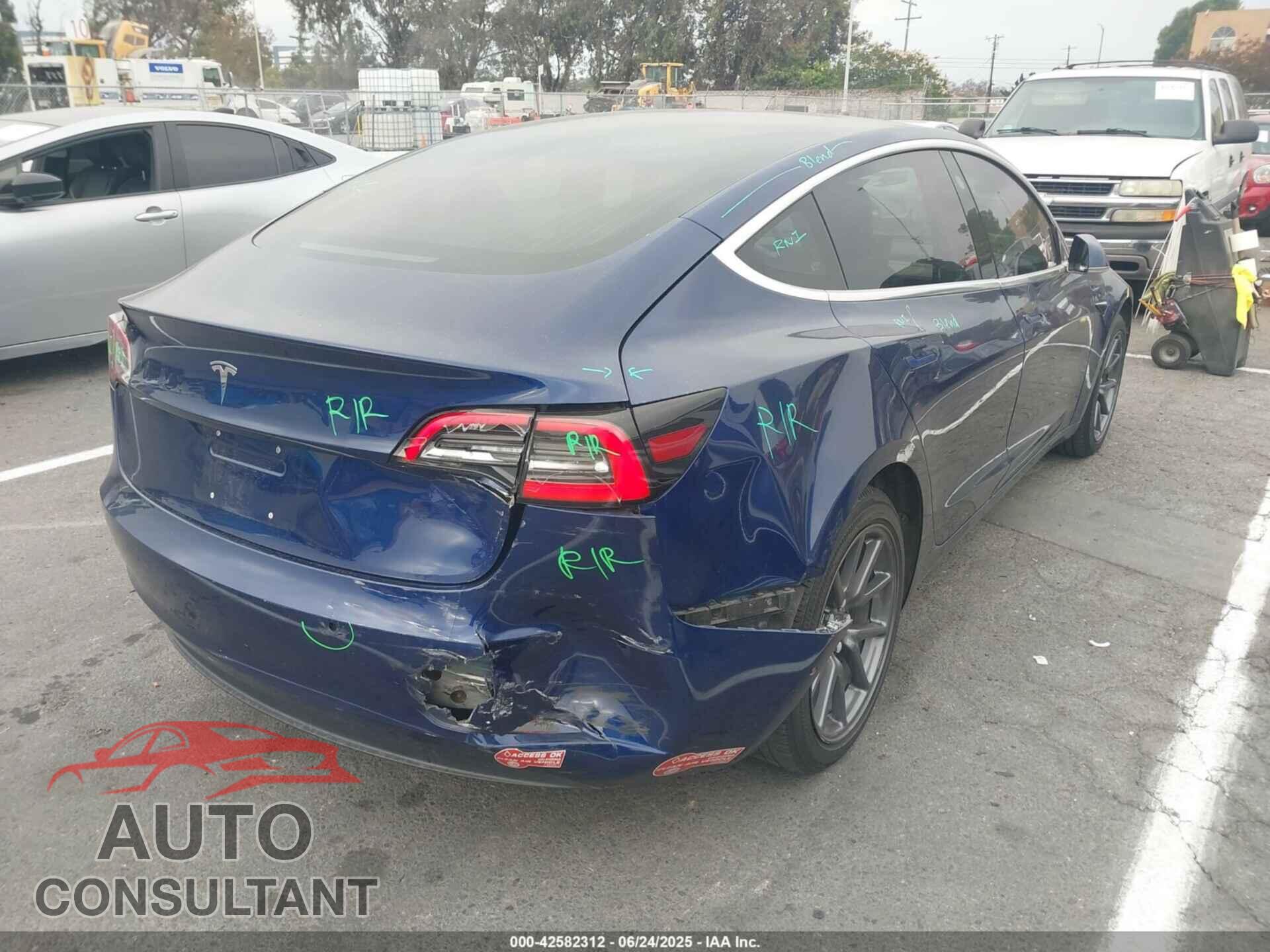 TESLA MODEL 3 2018 - 5YJ3E1EA4JF044608