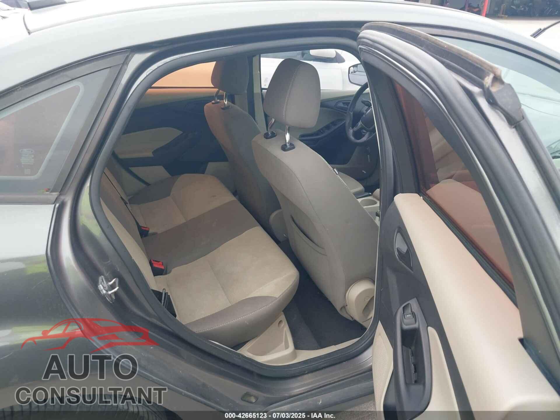 FORD FOCUS 2012 - 1FAHP3F20CL378580