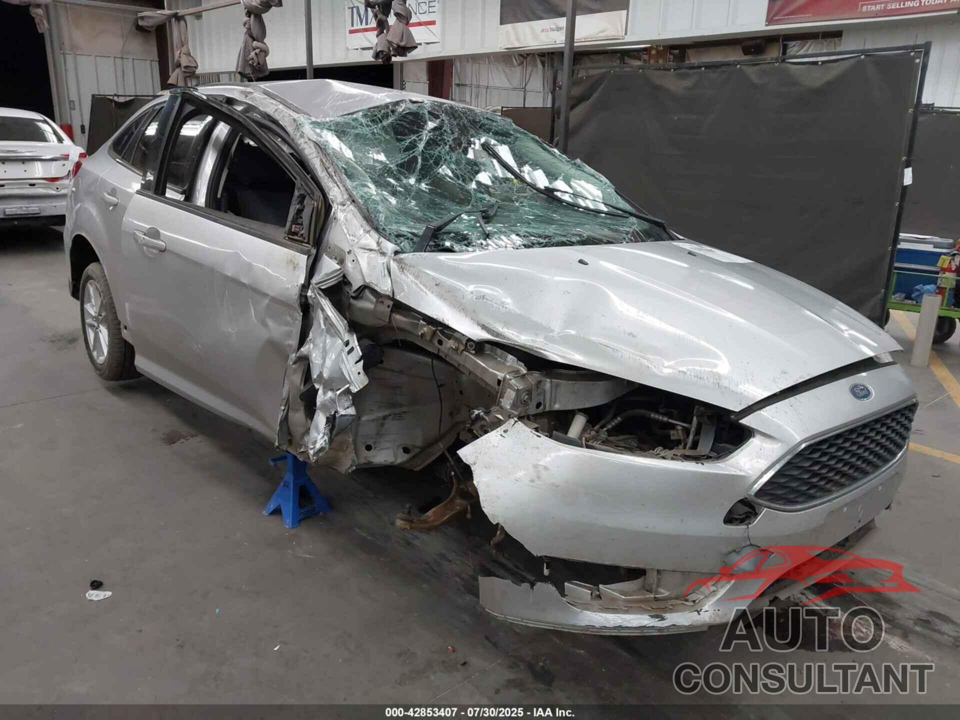 FORD FOCUS 2016 - 1FADP3F28GL392005