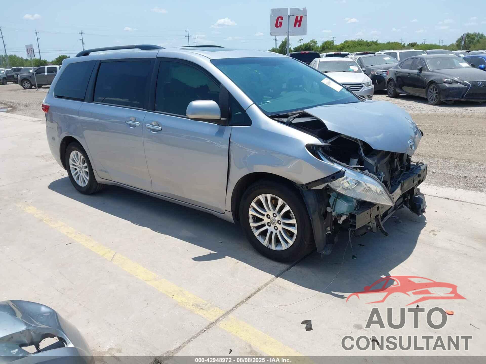 TOYOTA SIENNA 2017 - 5TDYZ3DC5HS797532
