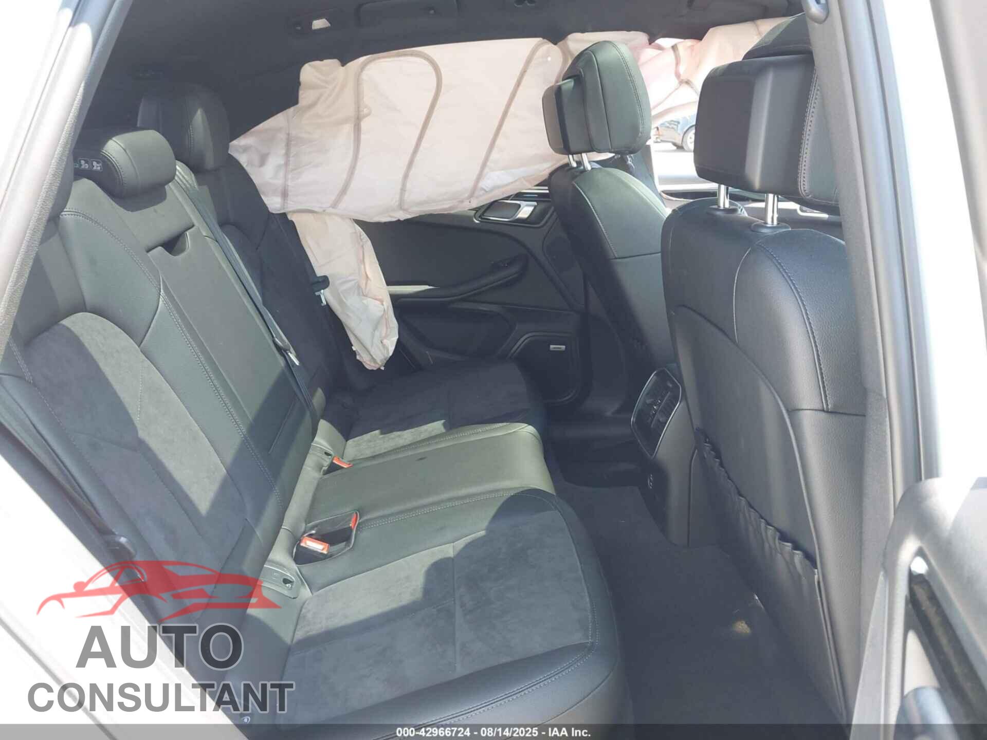 PORSCHE MACAN 2021 - WP1AA2A51MLB14454
