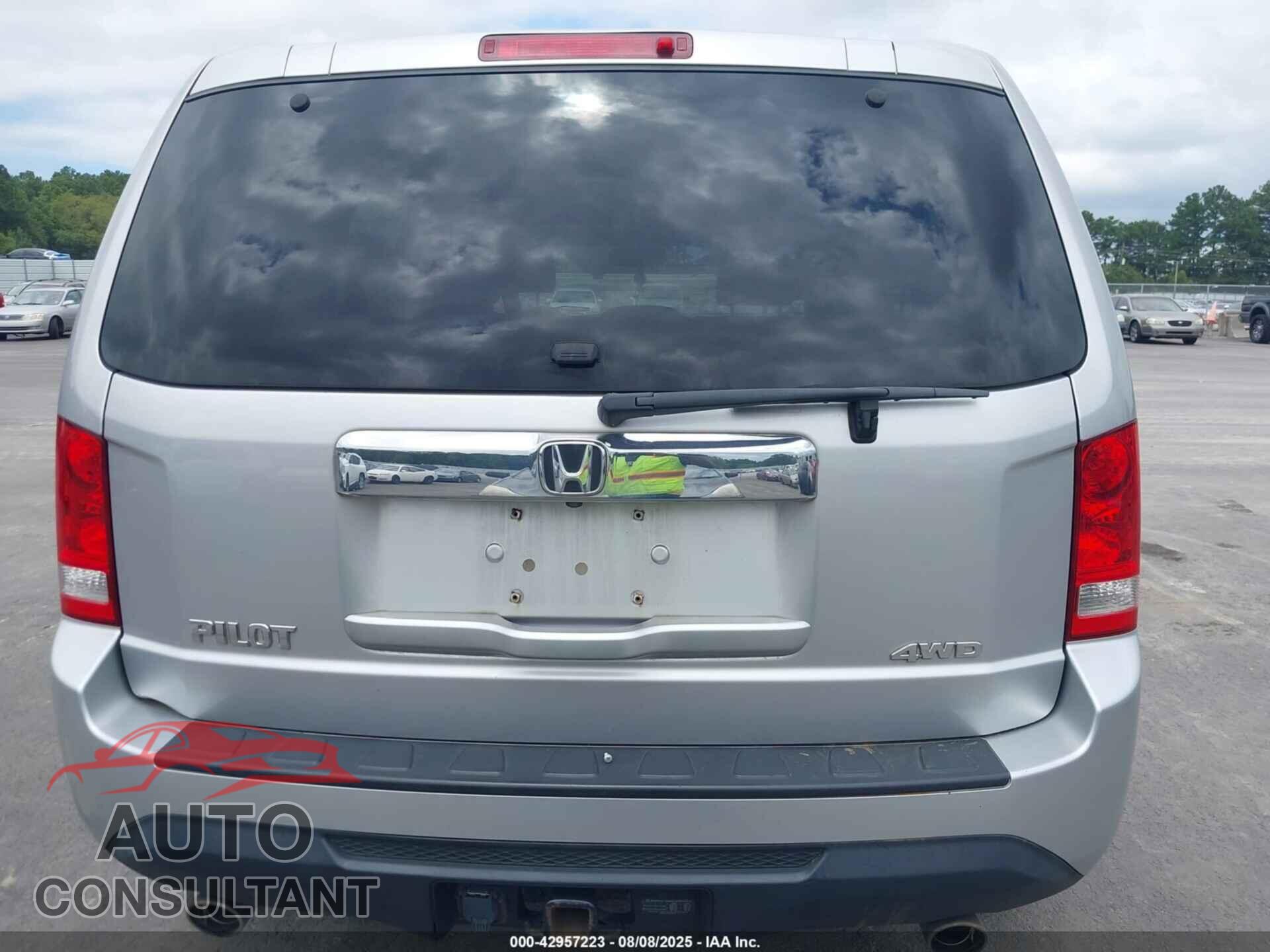 HONDA PILOT 2014 - 5FNYF4H52EB049976