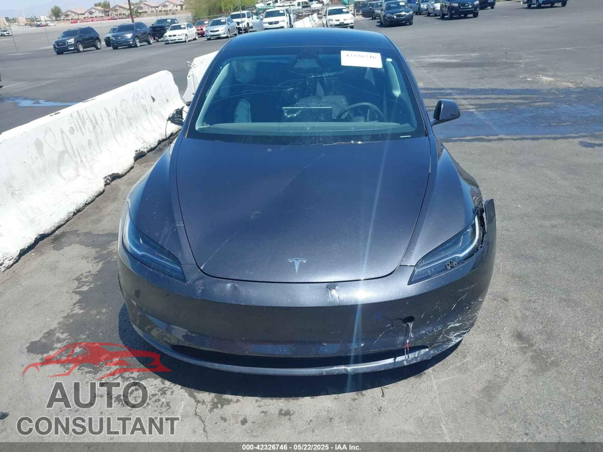 TESLA MODEL 3 2024 - 5YJ3E1EA1RF782328