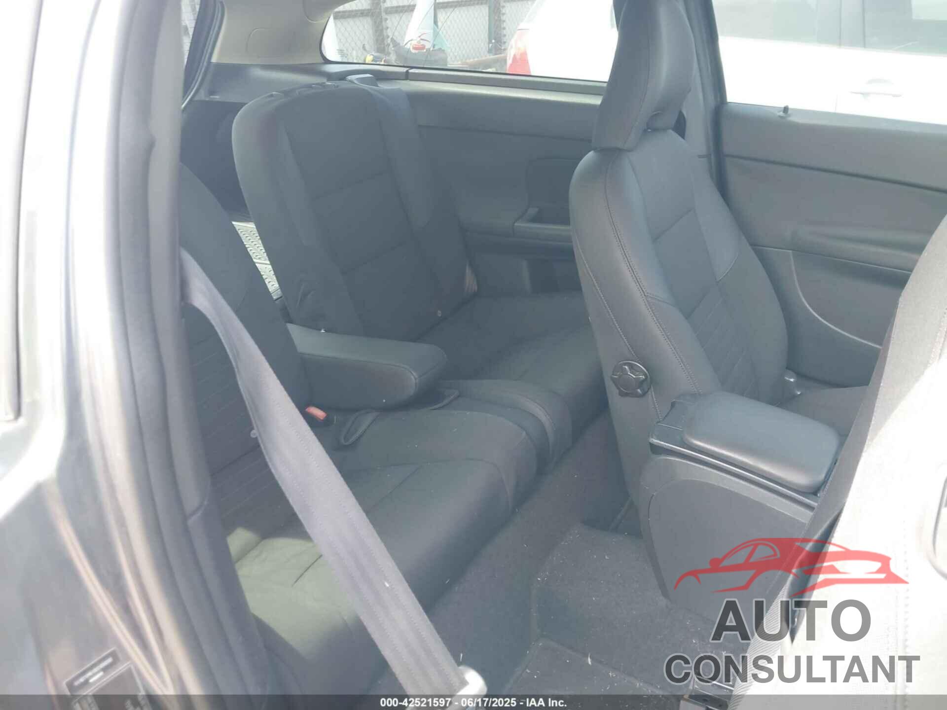 VOLVO C30 2013 - YV1672MK0D2305032