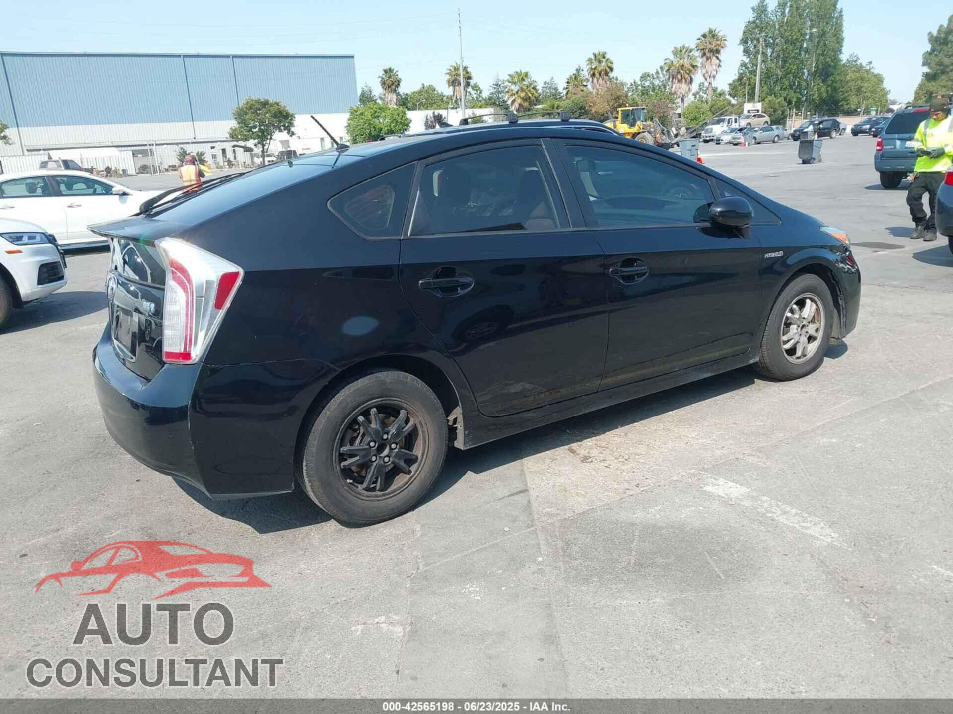TOYOTA PRIUS 2013 - JTDKN3DU8D5560768