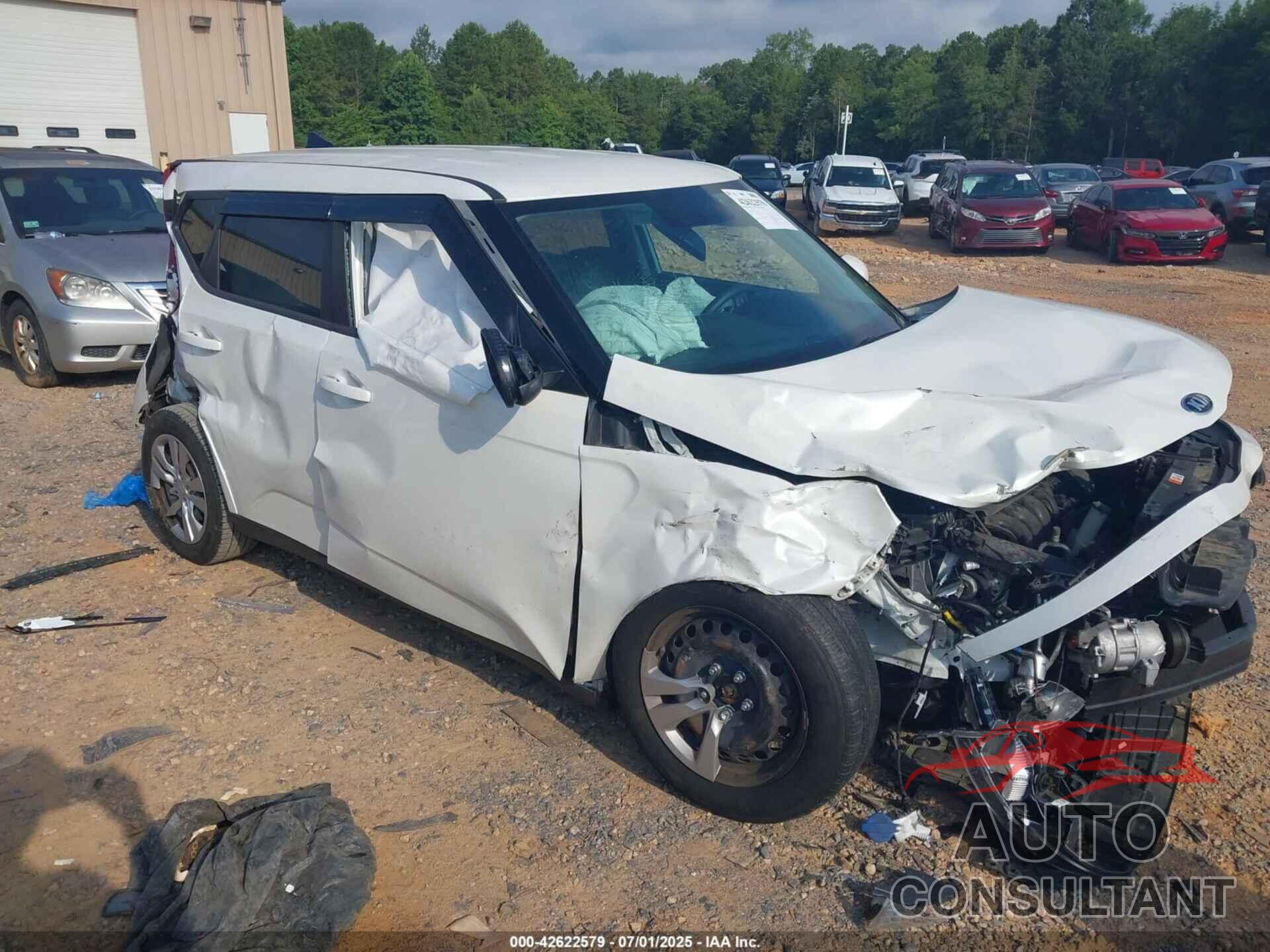 KIA SOUL 2020 - KNDJ23AU0L7724008