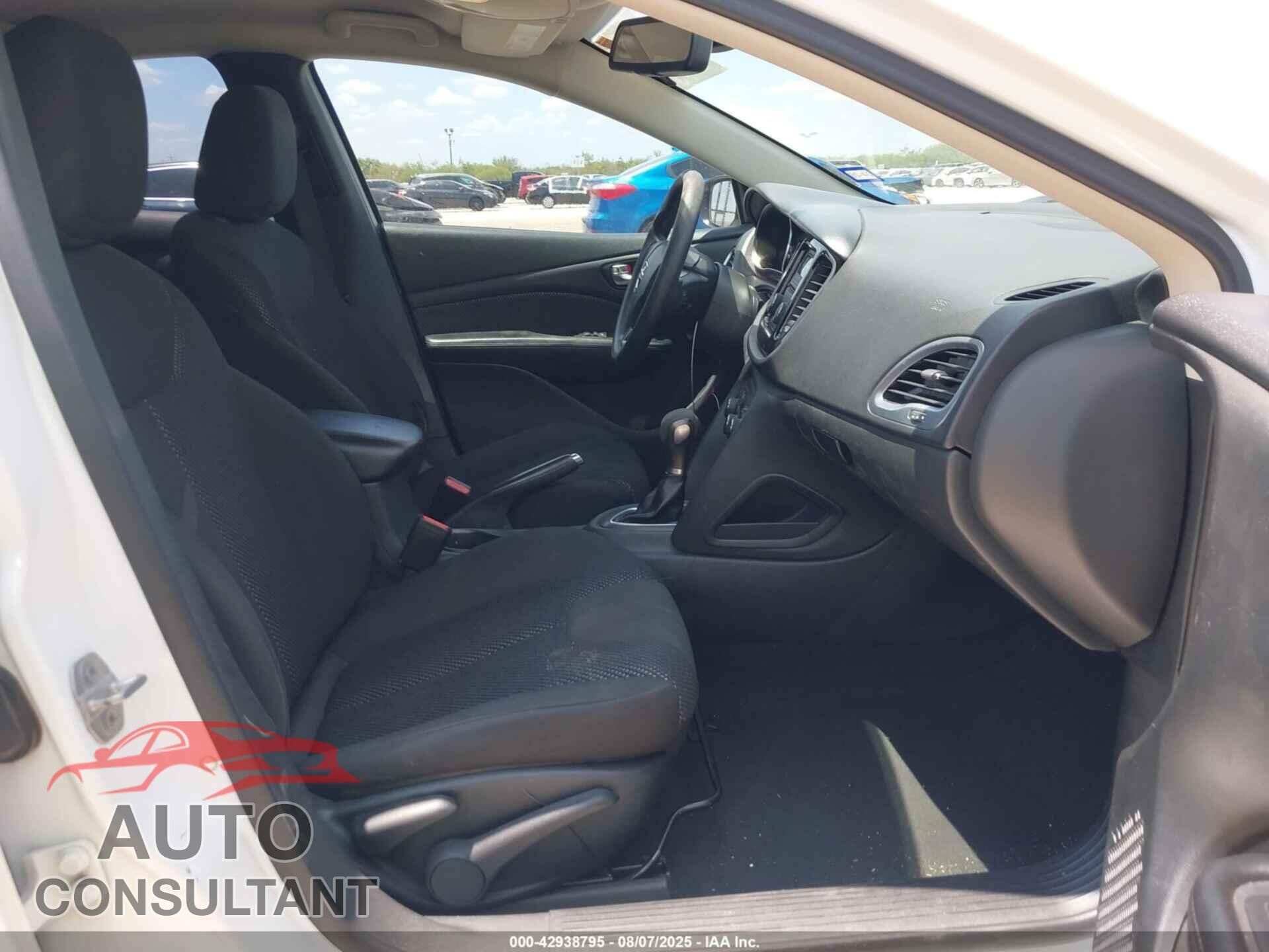 DODGE DART 2015 - 1C3CDFAA0FD433772