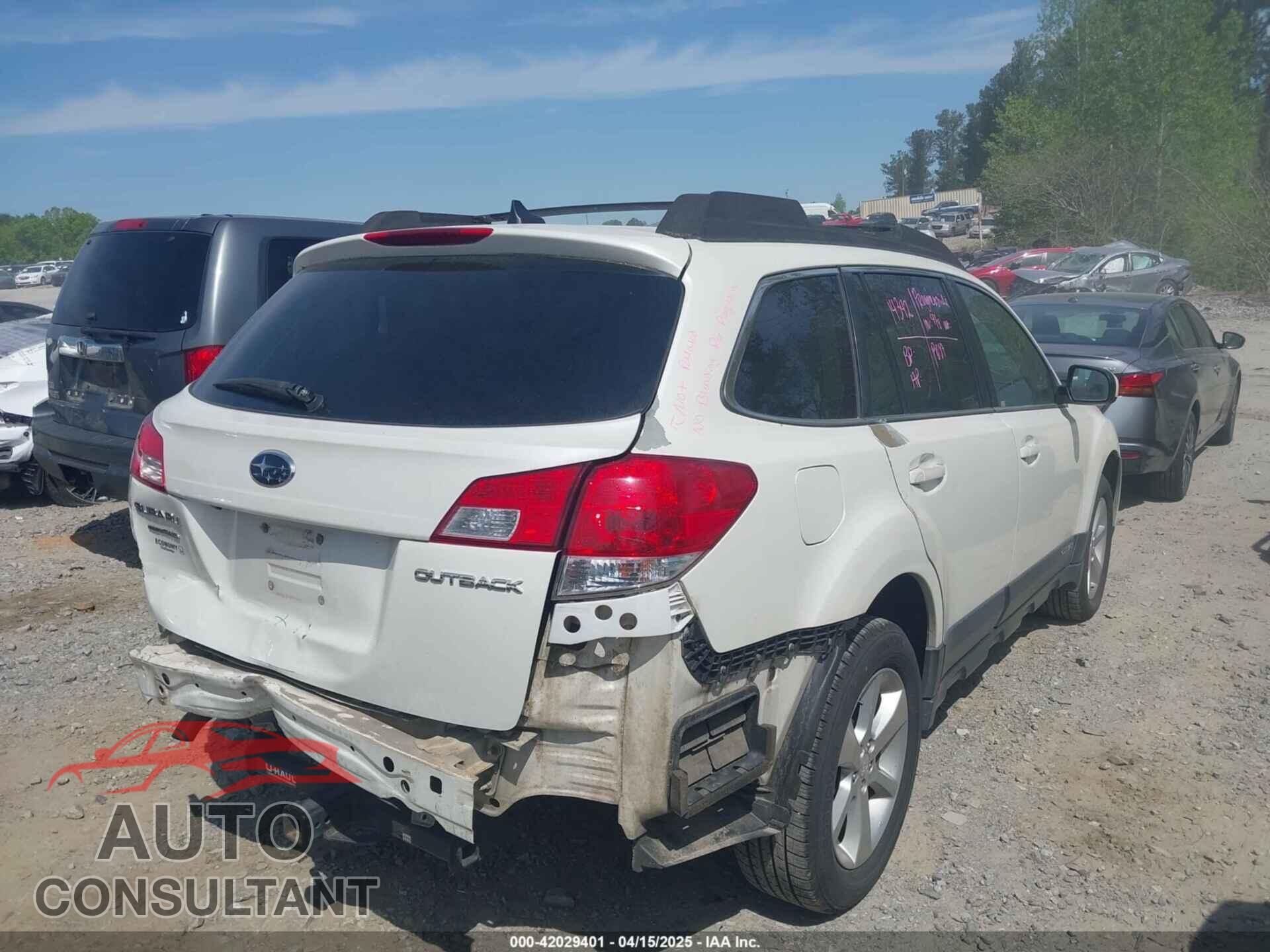 SUBARU OUTBACK 2014 - 4S4BRCLC4E3213475