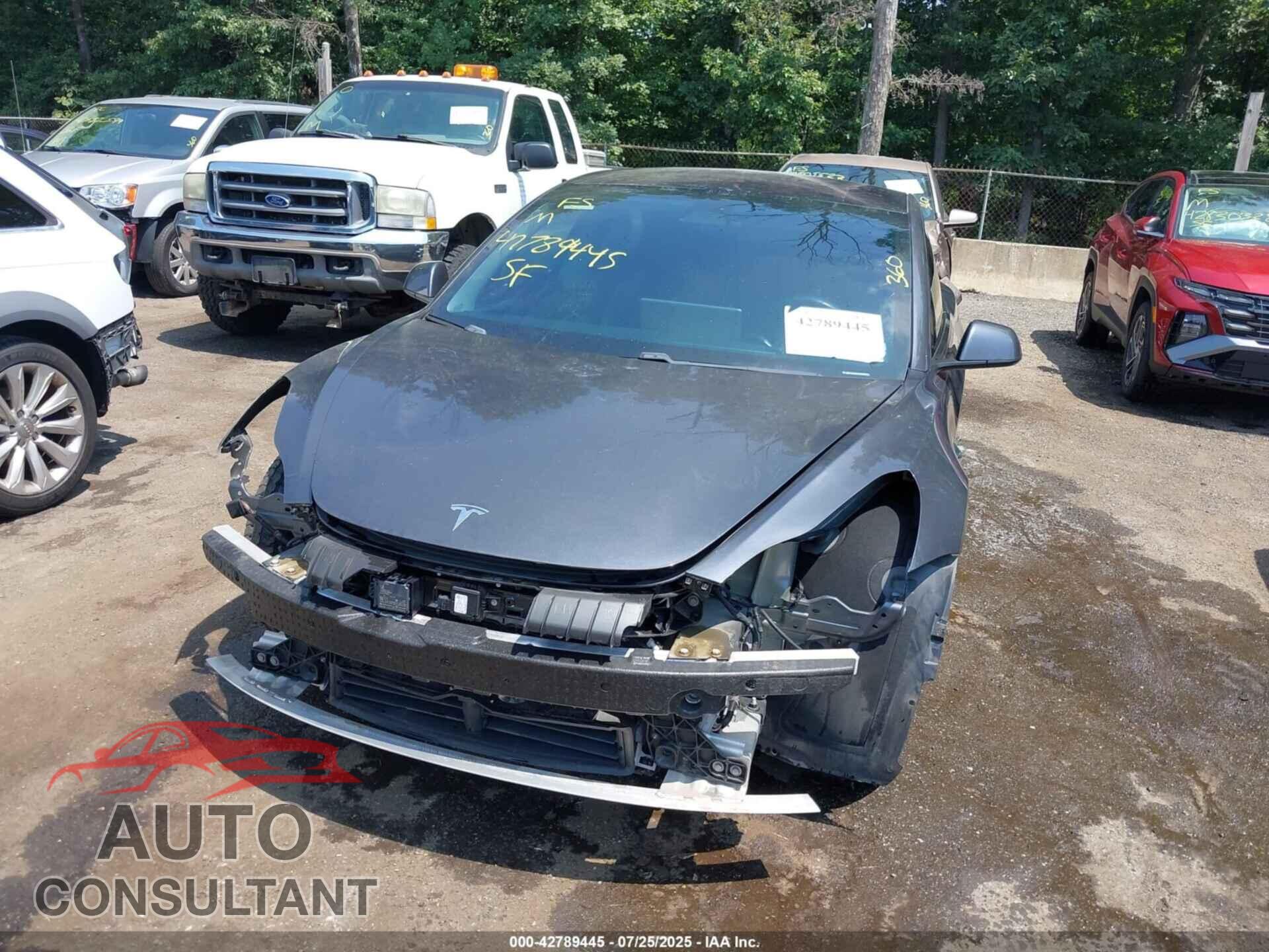 TESLA MODEL 3 2018 - 5YJ3E1EB9JF073661