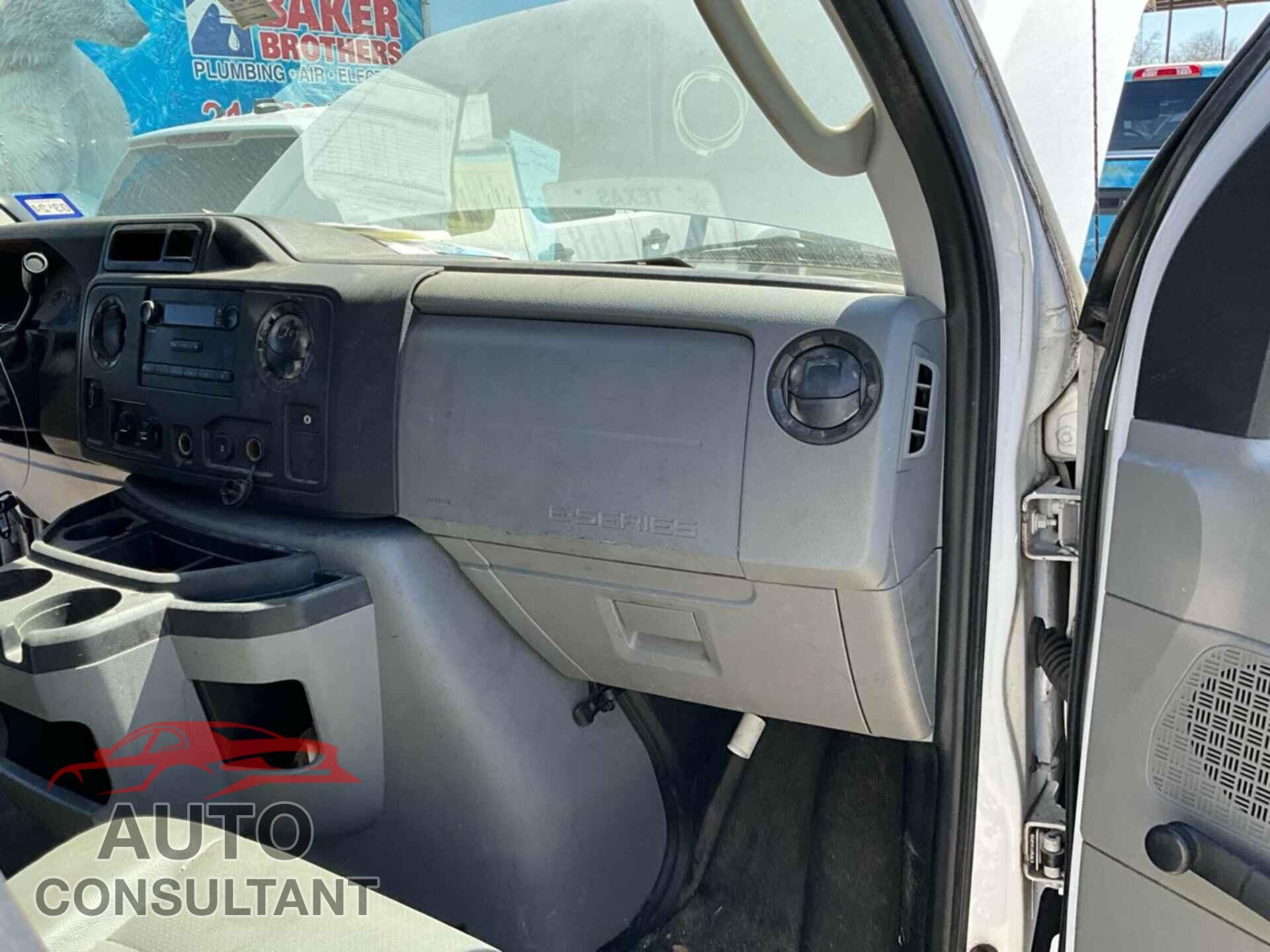 FORD E-150 2014 - 1FTNE1EW0EDA46745