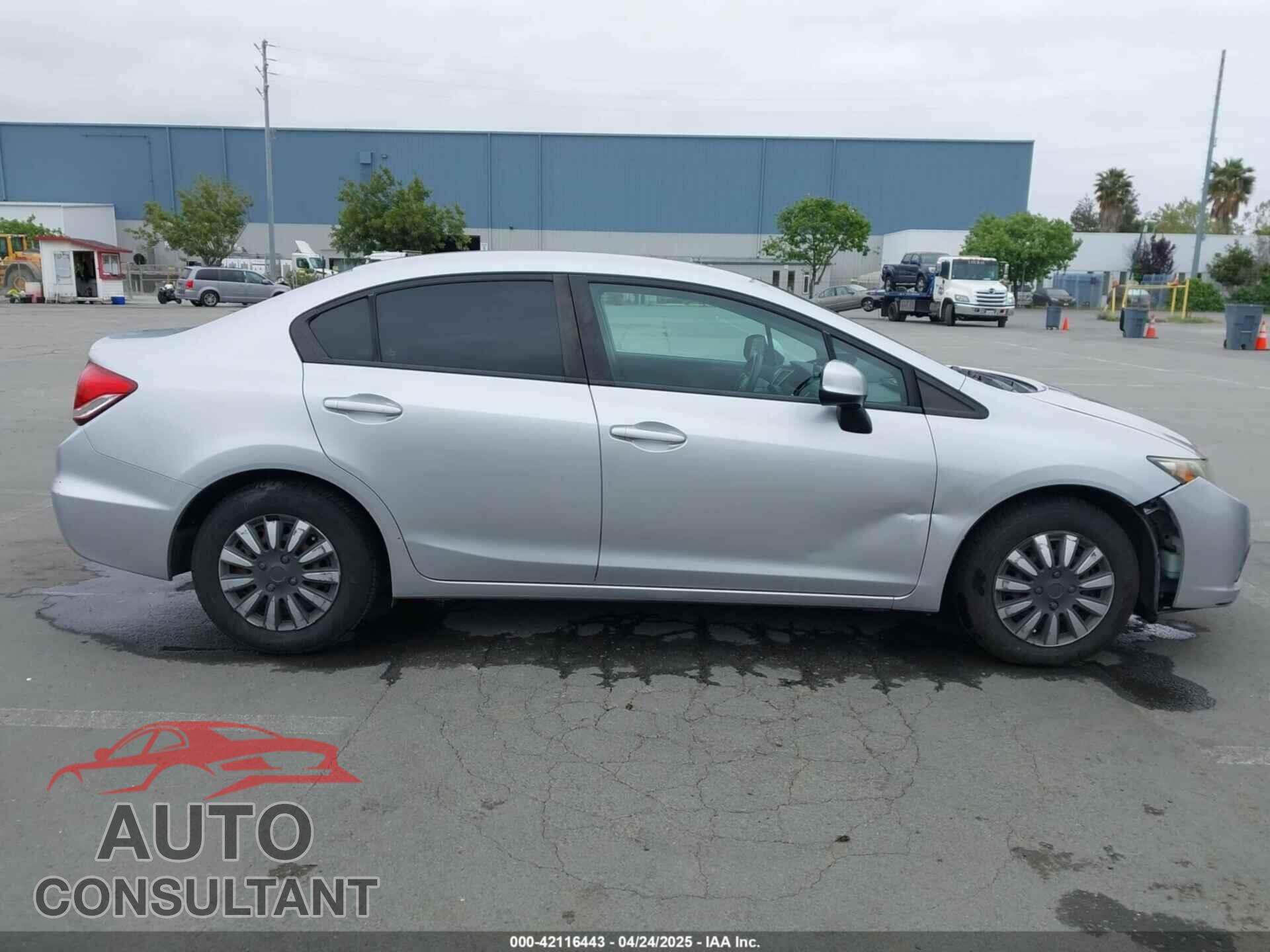 HONDA CIVIC 2013 - 2HGFB2F58DH559656