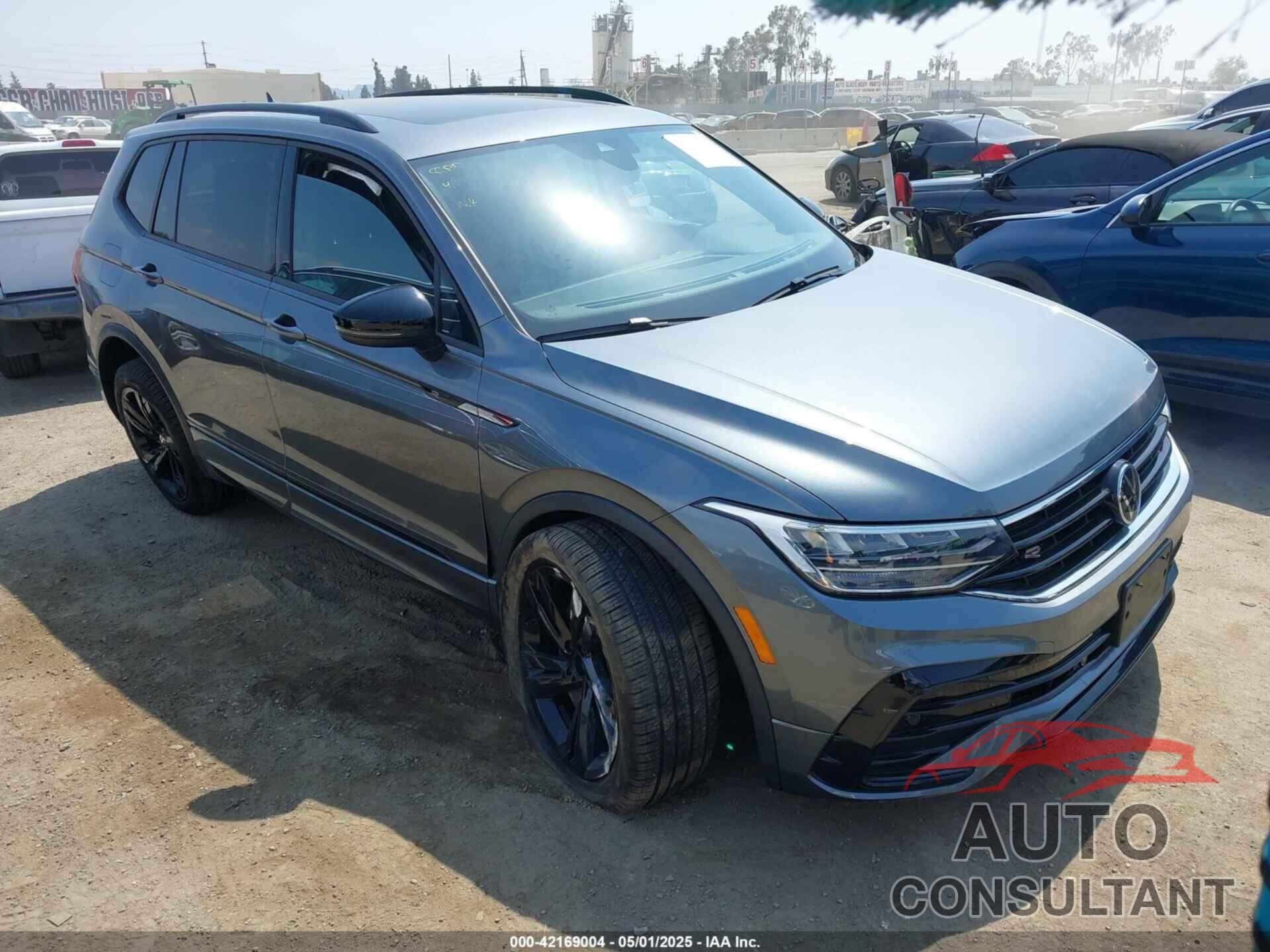 VOLKSWAGEN TIGUAN 2023 - 3VVCB7AX8PM036684