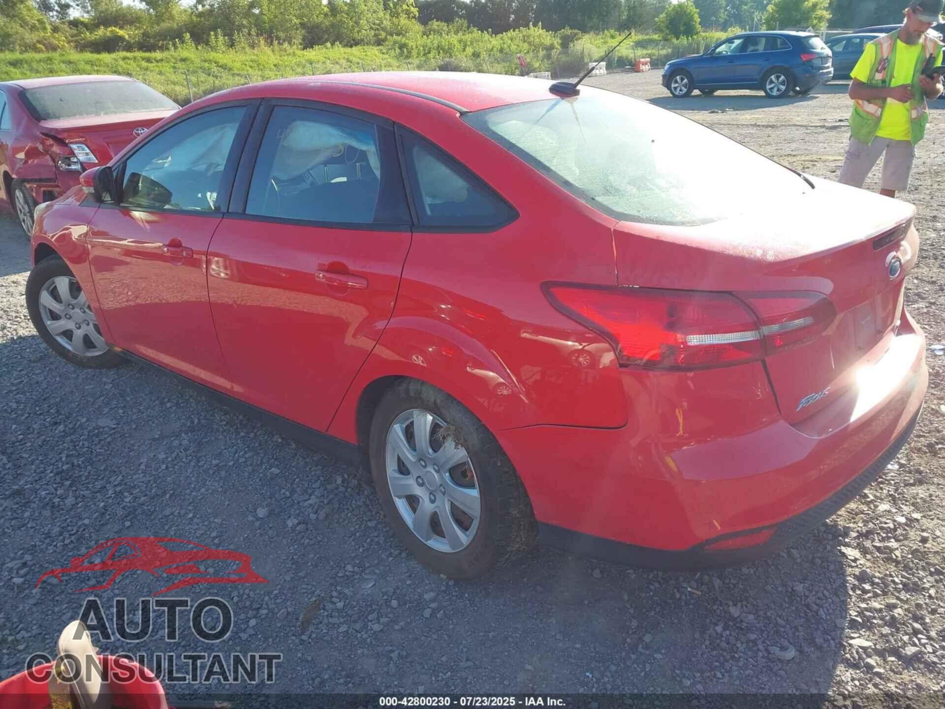 FORD FOCUS 2017 - 1FADP3F24HL250882