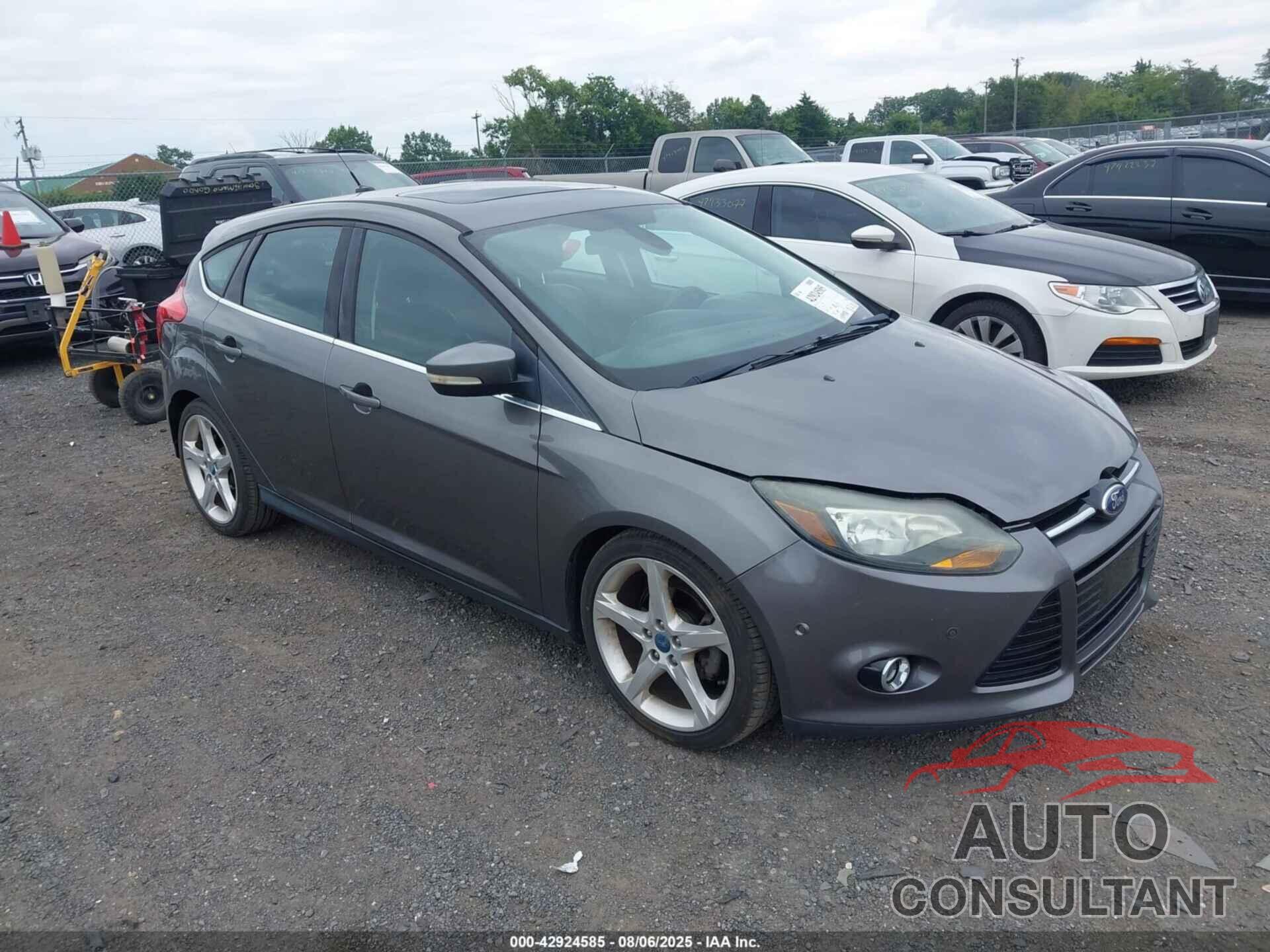 FORD FOCUS 2012 - 1FAHP3N21CL433734