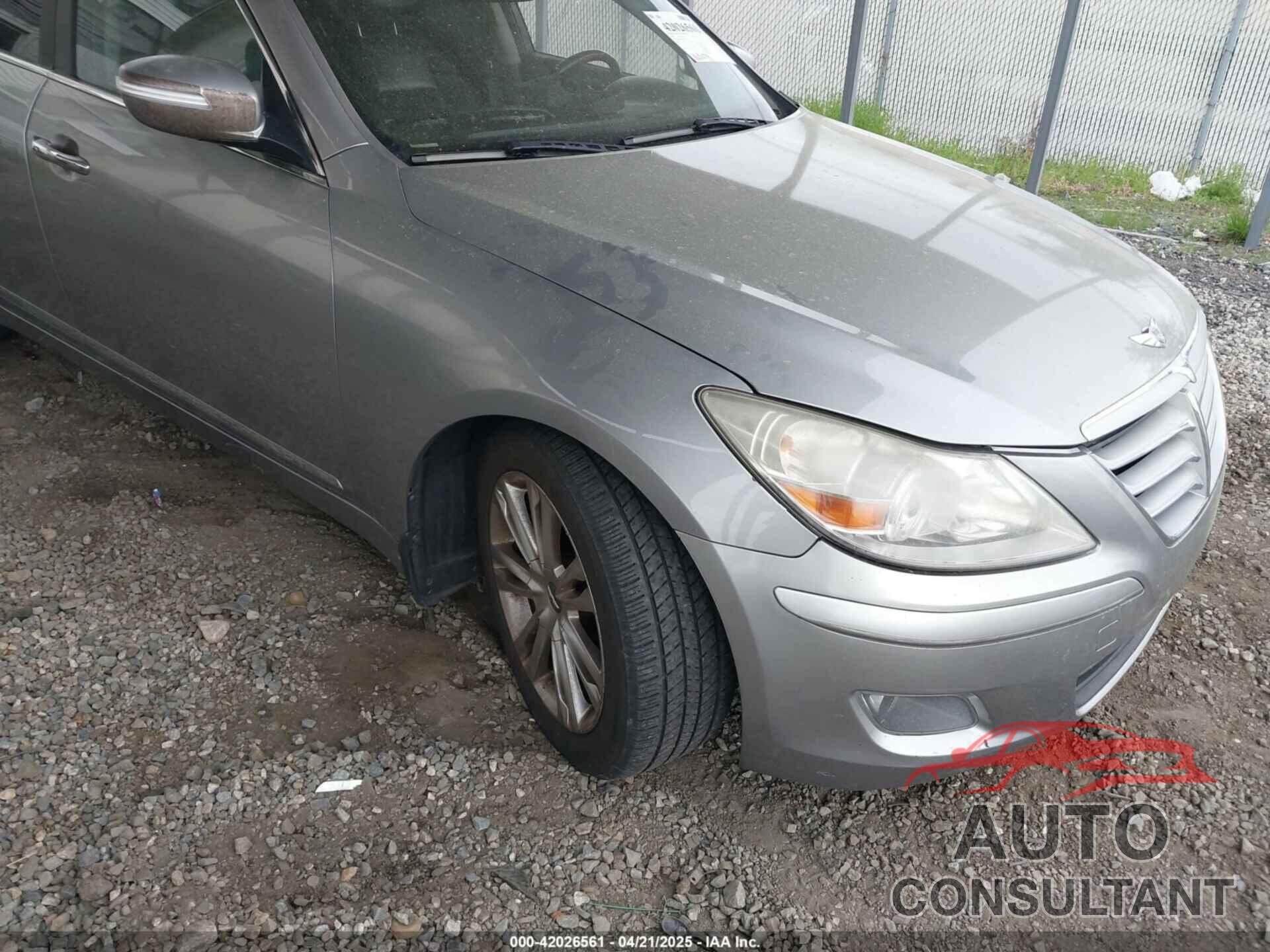 HYUNDAI GENESIS 2010 - KMHGC4DF6AU085914