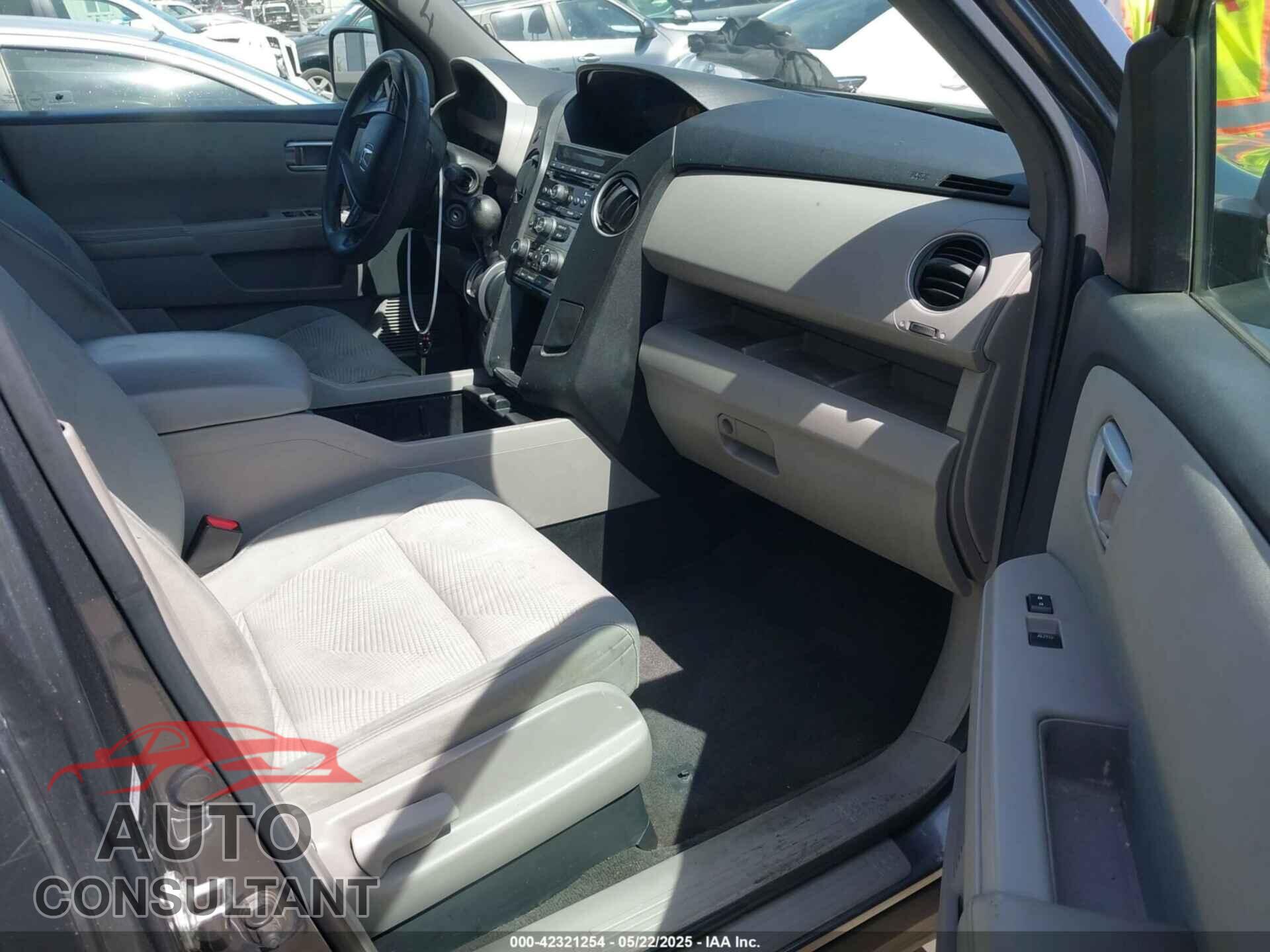HONDA PILOT 2013 - 5FNYF3H29DB006492