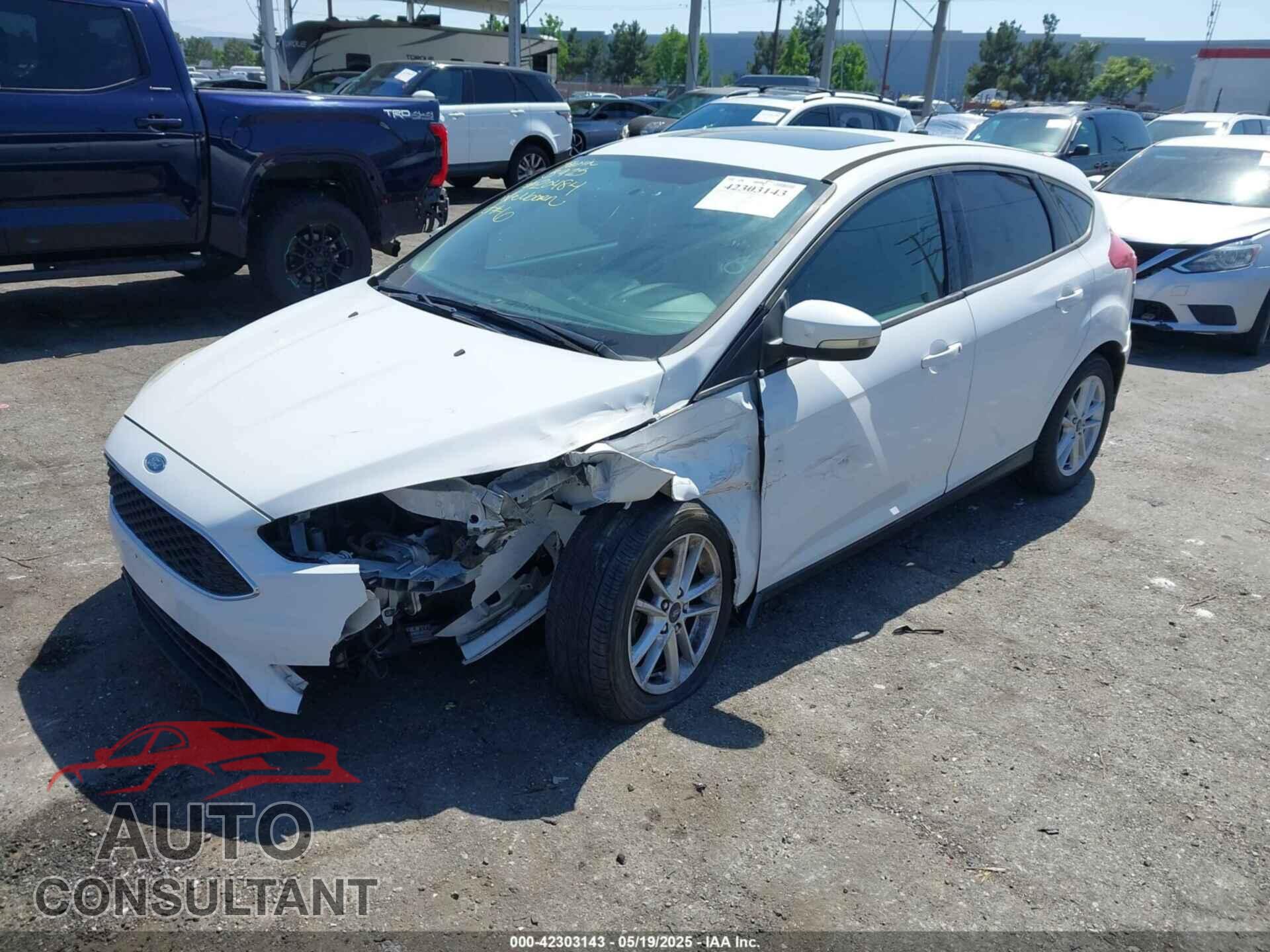 FORD FOCUS 2016 - 1FADP3K25GL347996