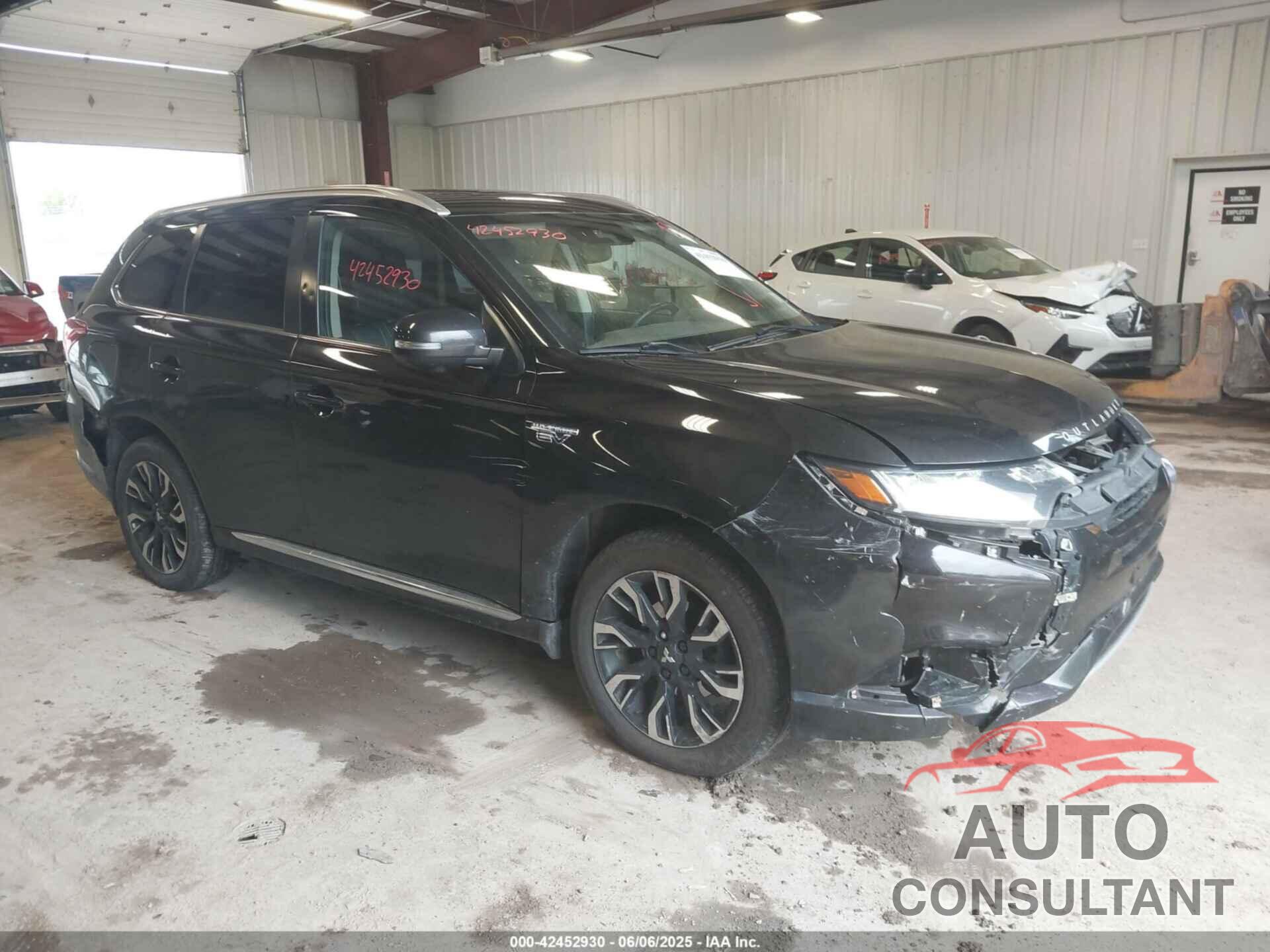 MITSUBISHI OUTLANDER PHEV 2018 - JA4J24A53JZ032142
