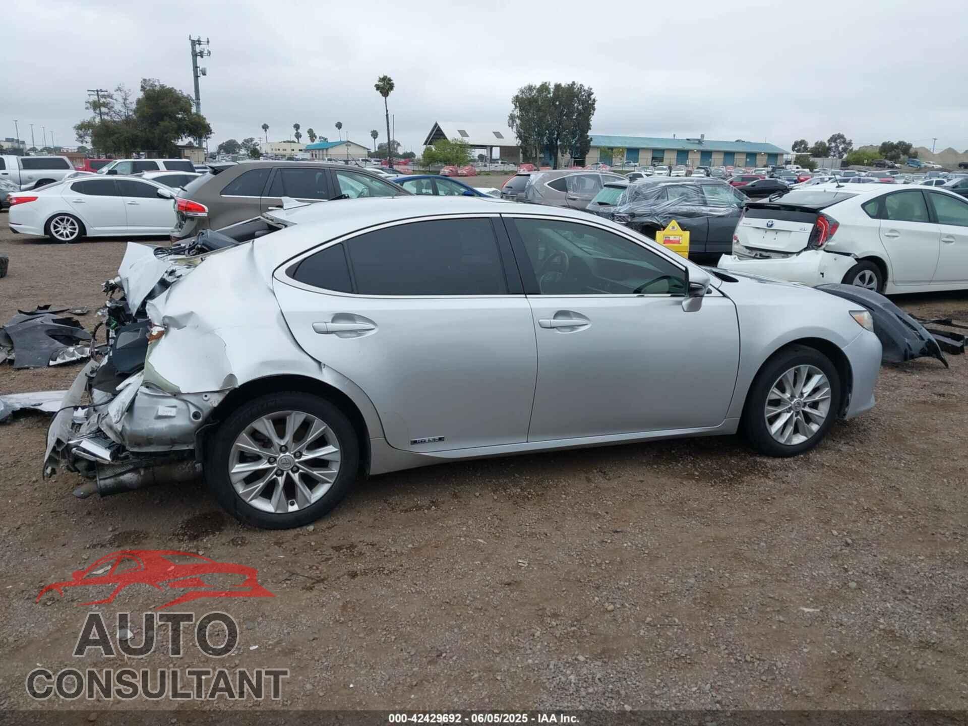 LEXUS ES 300H 2013 - JTHBW1GG2D2009503