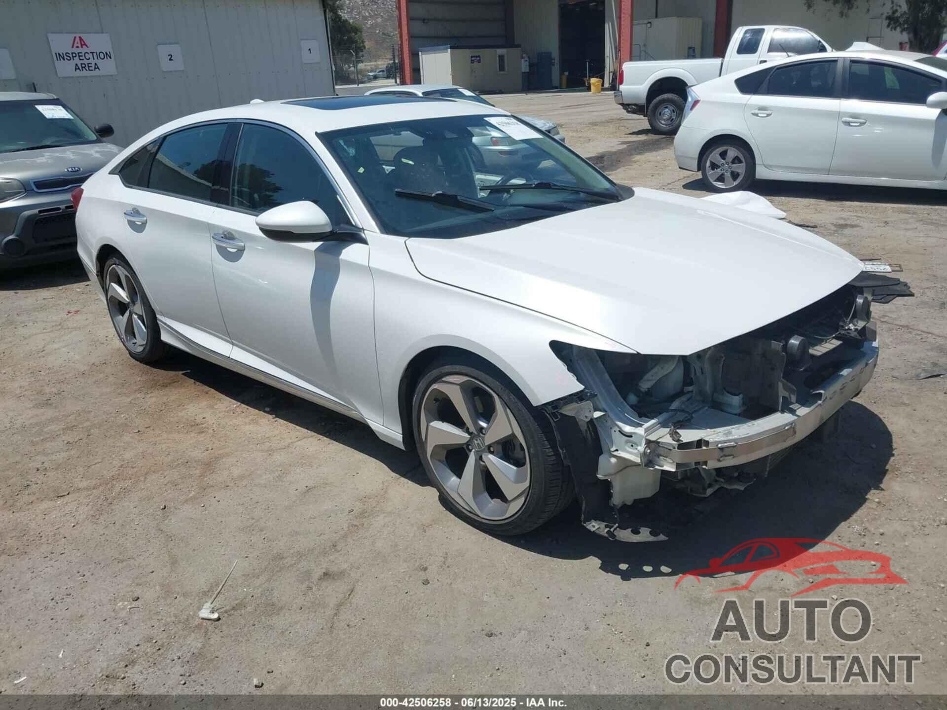 HONDA ACCORD 2018 - 1HGCV1F94JA215677