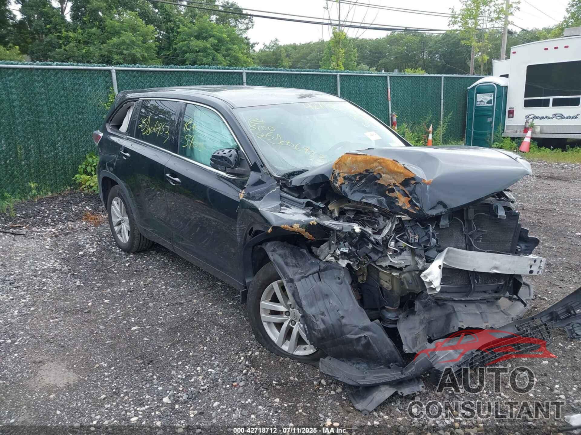 TOYOTA HIGHLANDER 2015 - 5TDZARFH2FS016065