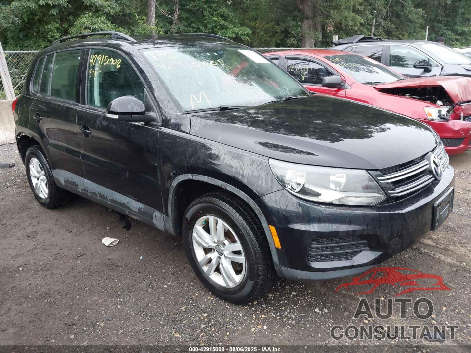 VOLKSWAGEN TIGUAN 2017 - WVGAV7AX2HK004587