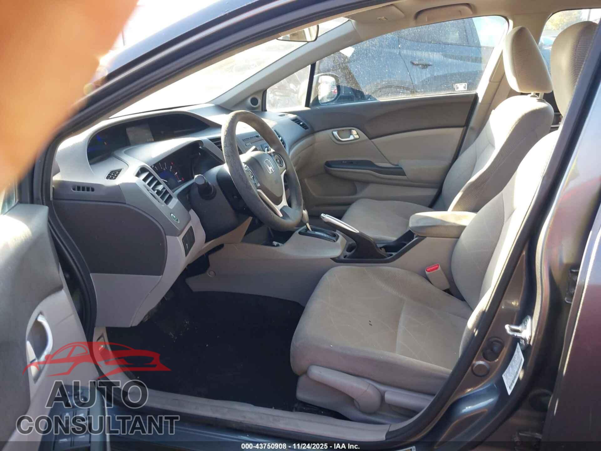 HONDA CIVIC 2012 - 2HGFB2F82CH309564