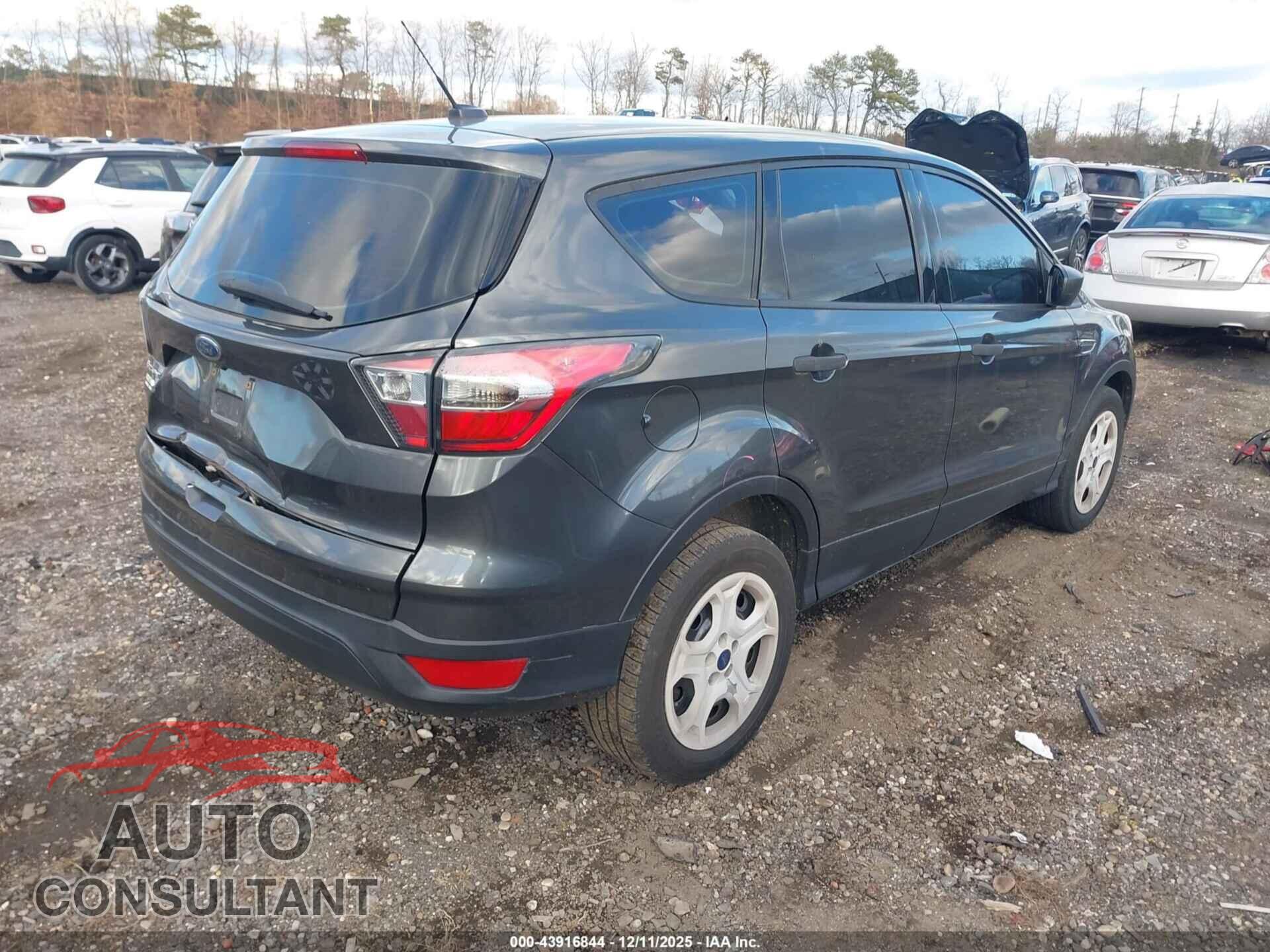 FORD ESCAPE 2017 - 1FMCU0F78HUB20439