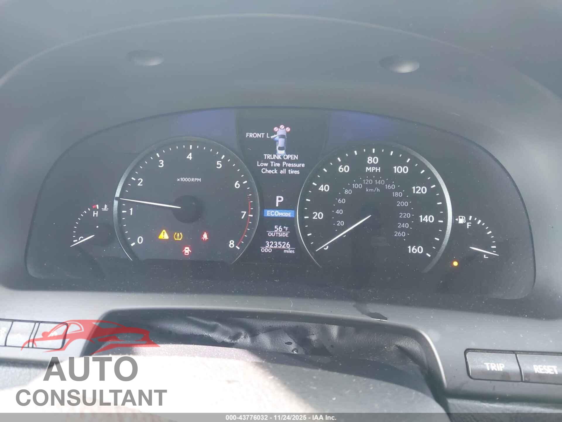 LEXUS LS 460 2014 - JTHCL5EF8E5022898