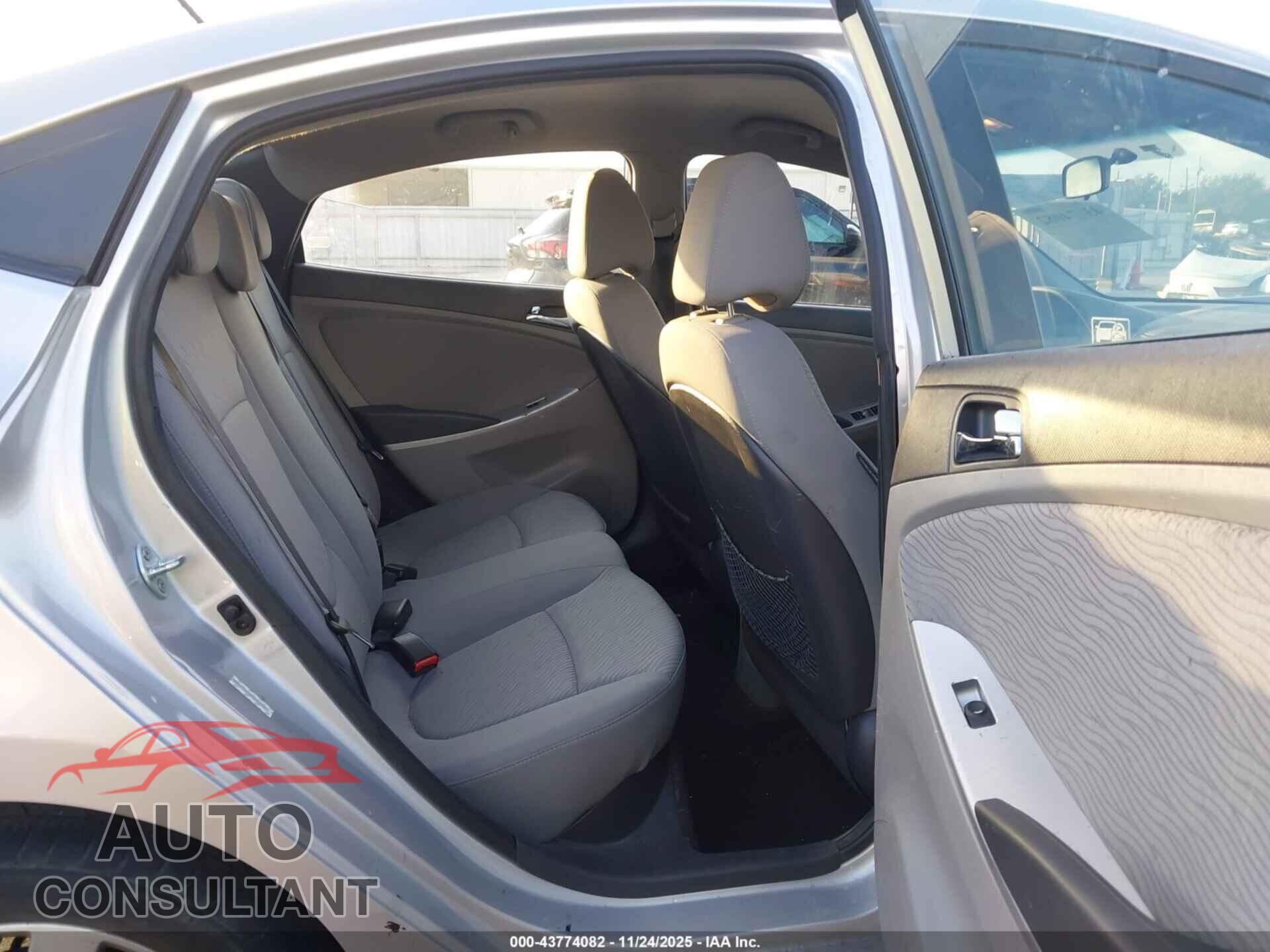 HYUNDAI ACCENT 2014 - KMHCU4AEXEU751105